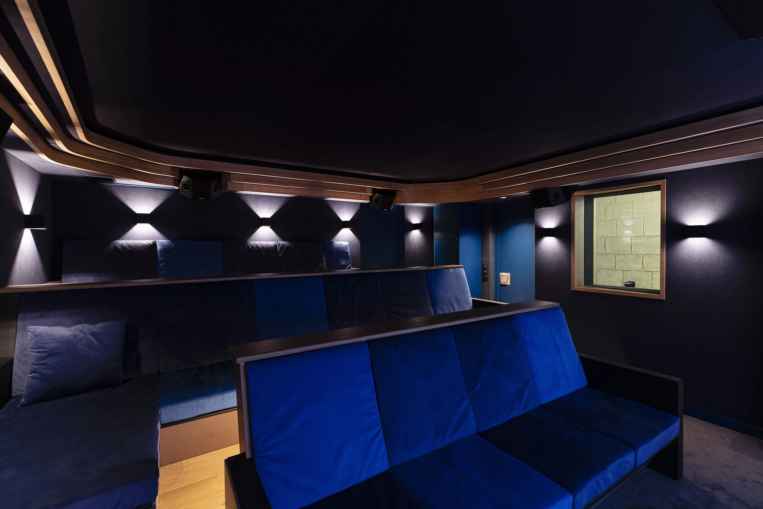 DOLBY ATMOS HOME THEATER
