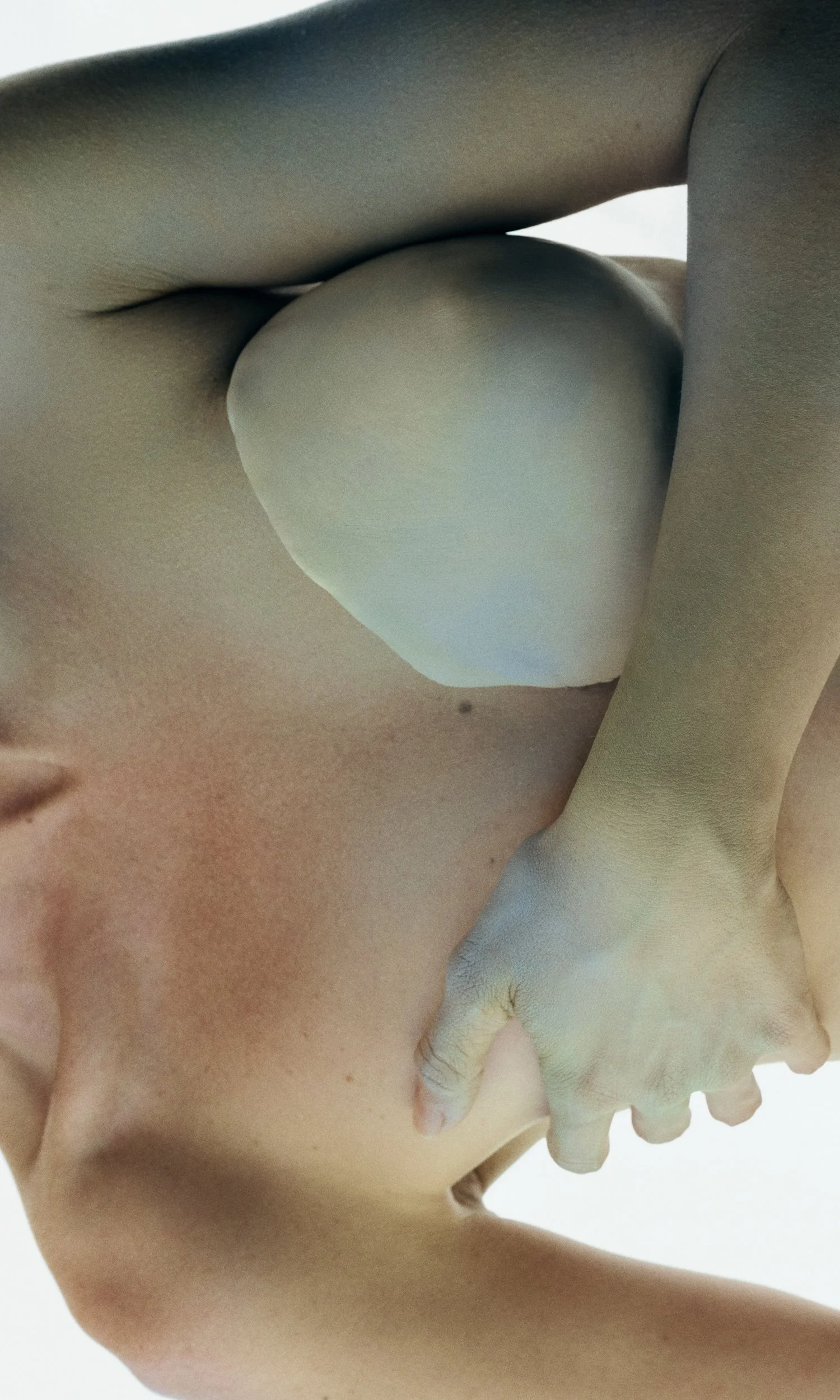 Beauty Editorial
Bodypainting Julia Kraemer
Photographer Laura Palm
