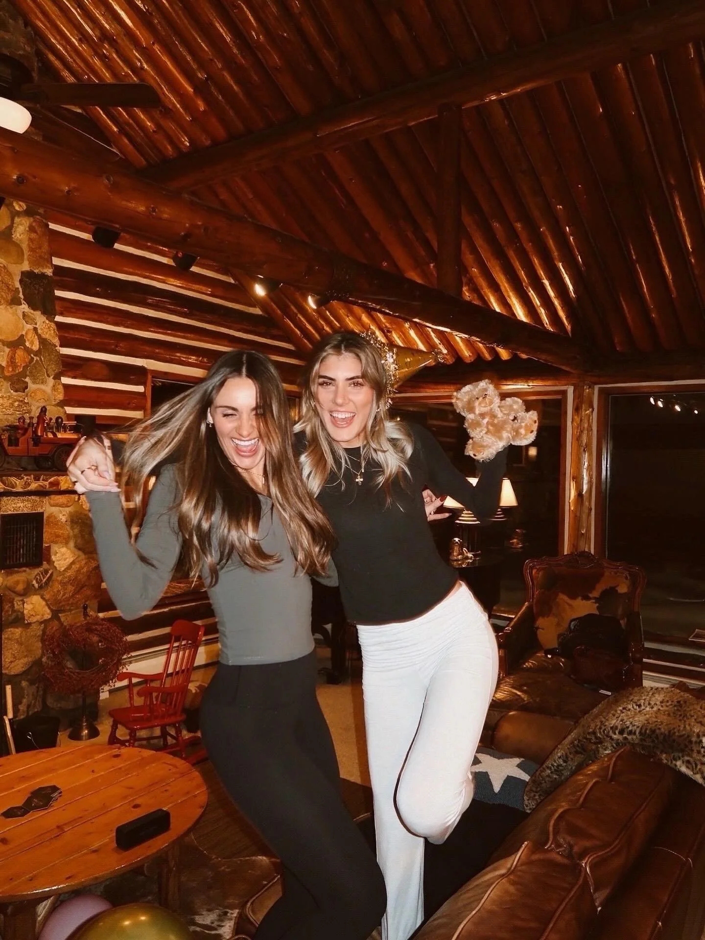 Cabin nights with your favorite girls 🏔️ 
Let&rsquo;s start planning your mountain getaway.