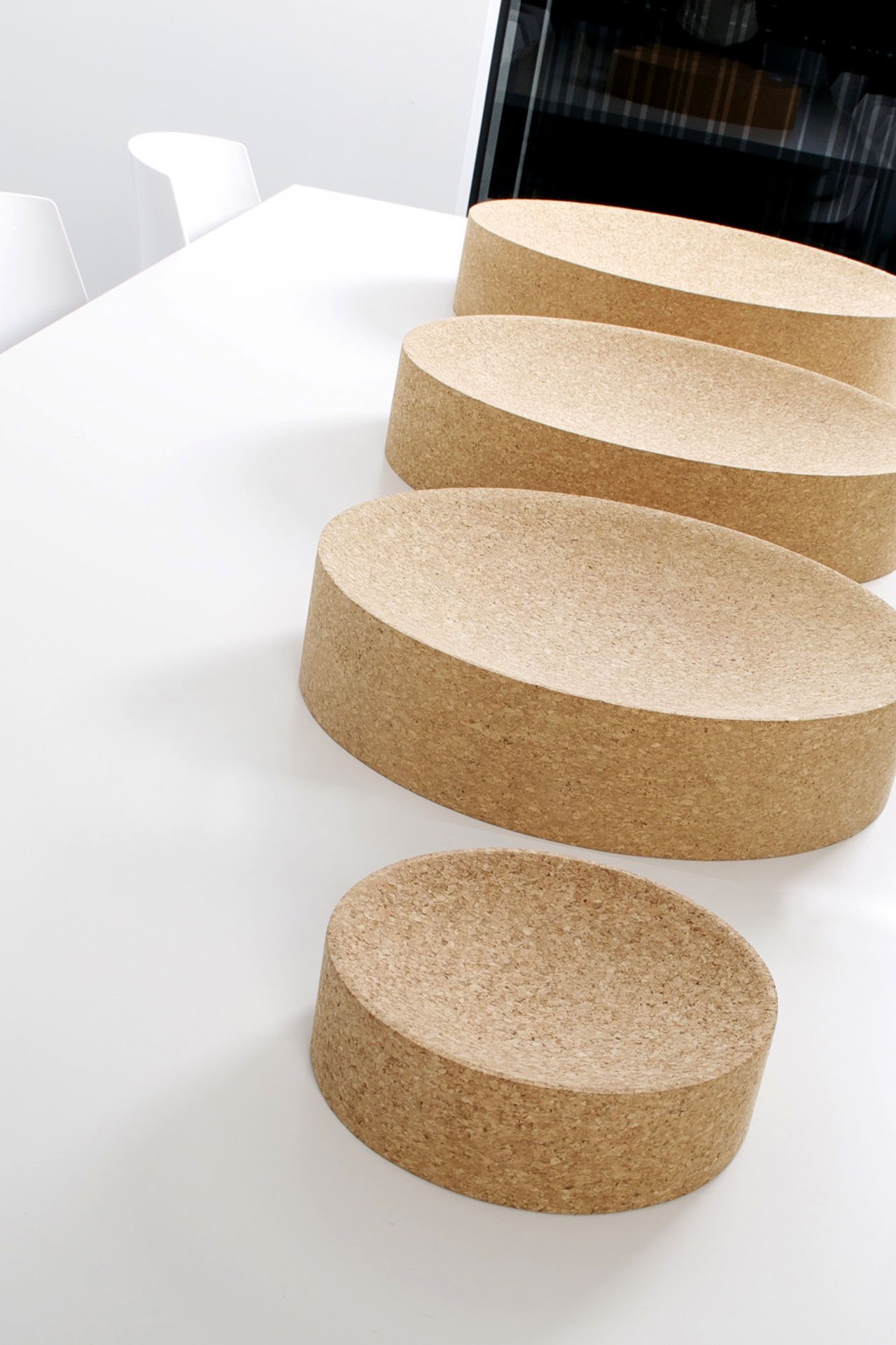 Studio Alain Monnens Cork-Bowls-groep-02.jpg