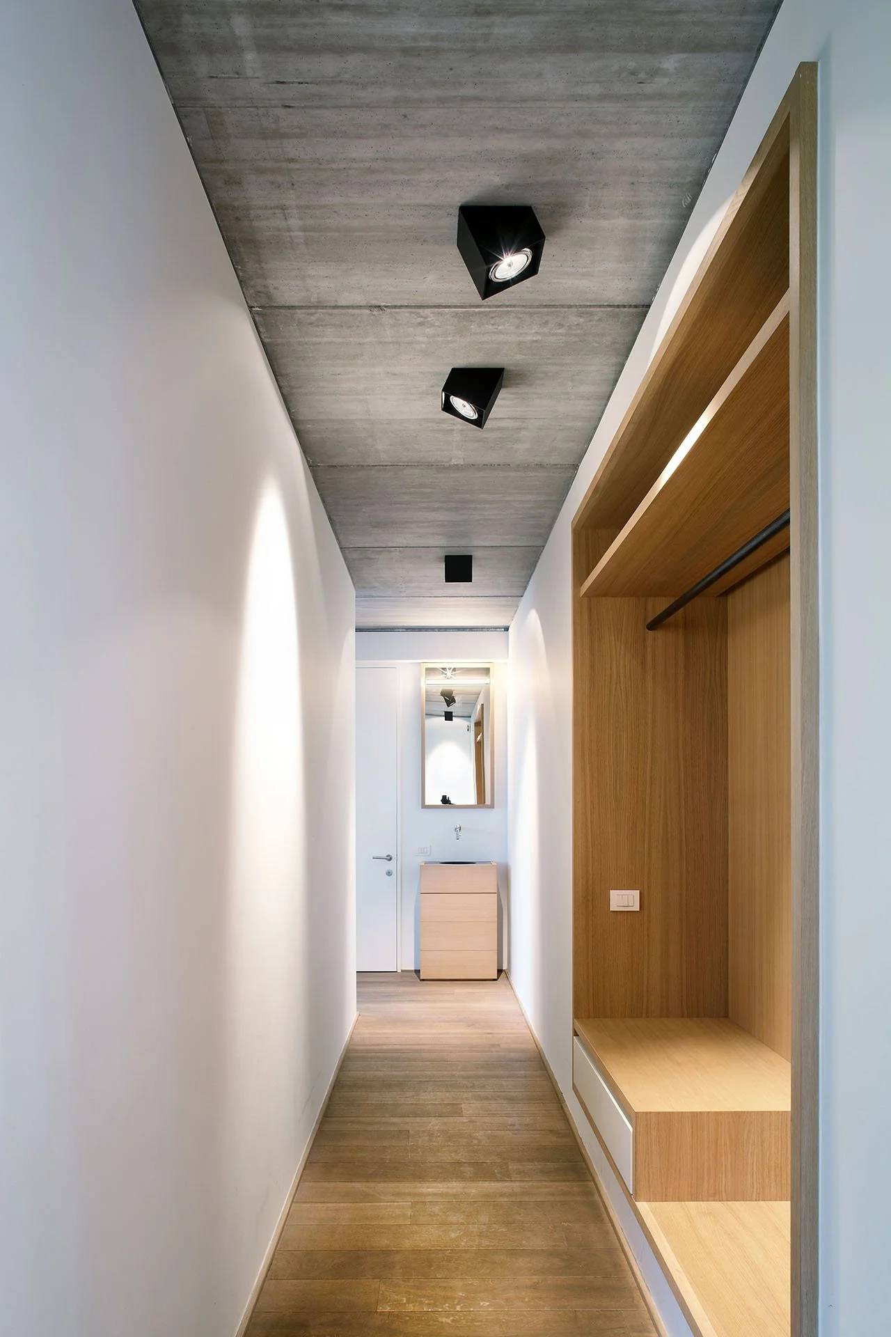 Studio Alain Monnens 25degrees-location-01.jpg