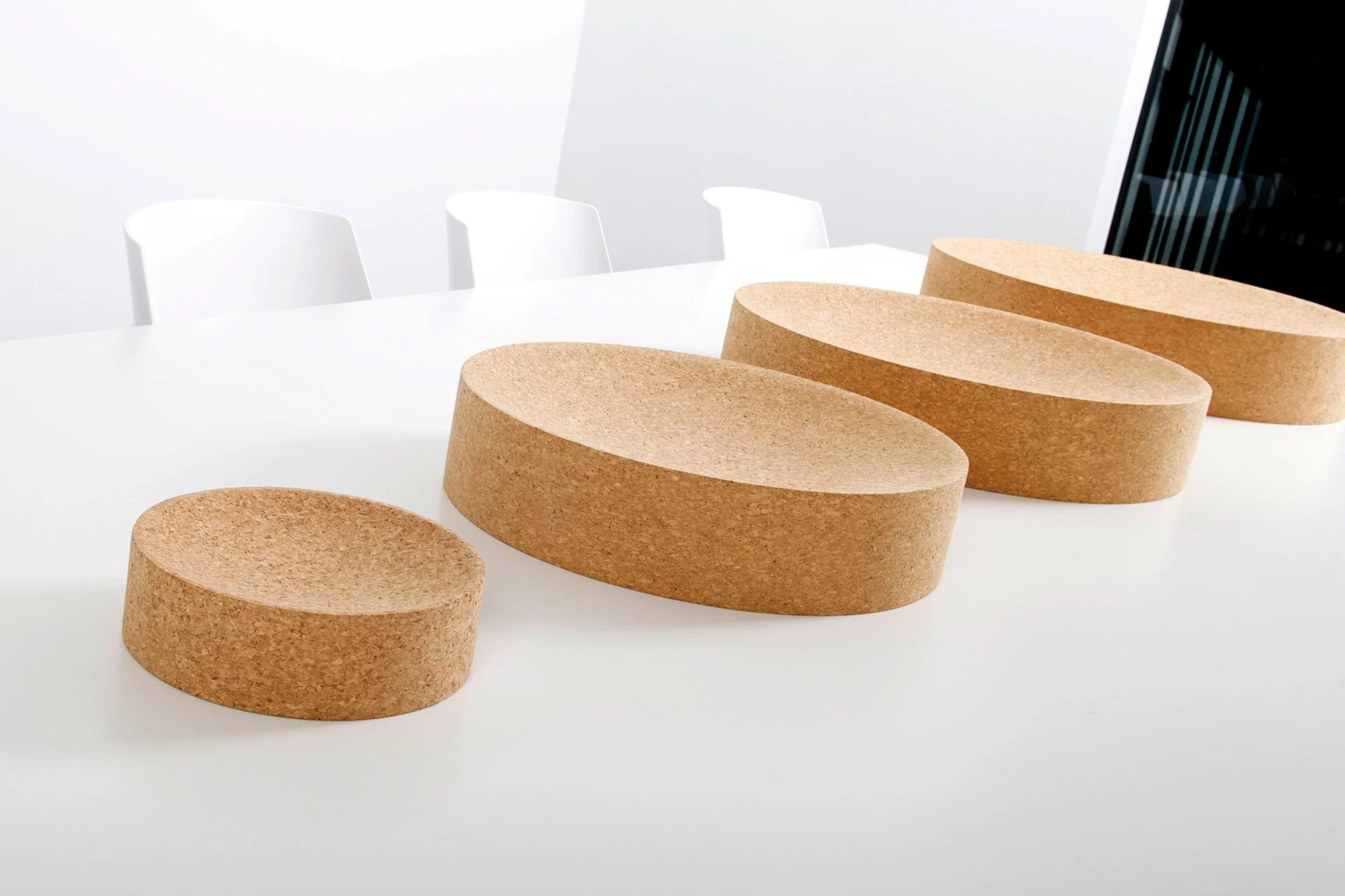 Studio Alain Monnens Cork-Bowls-groep-01.jpg