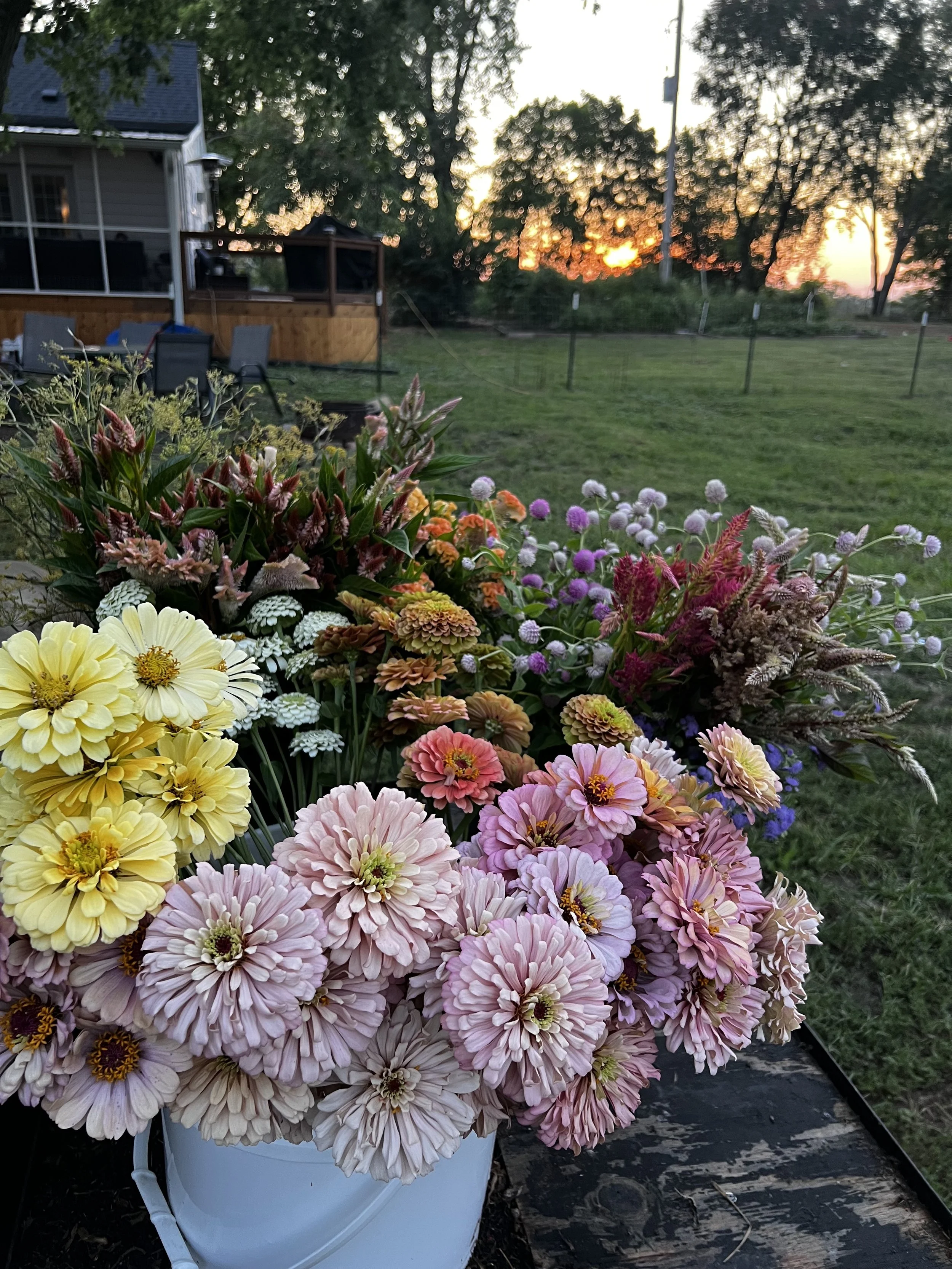 Flexible Flower Bundle