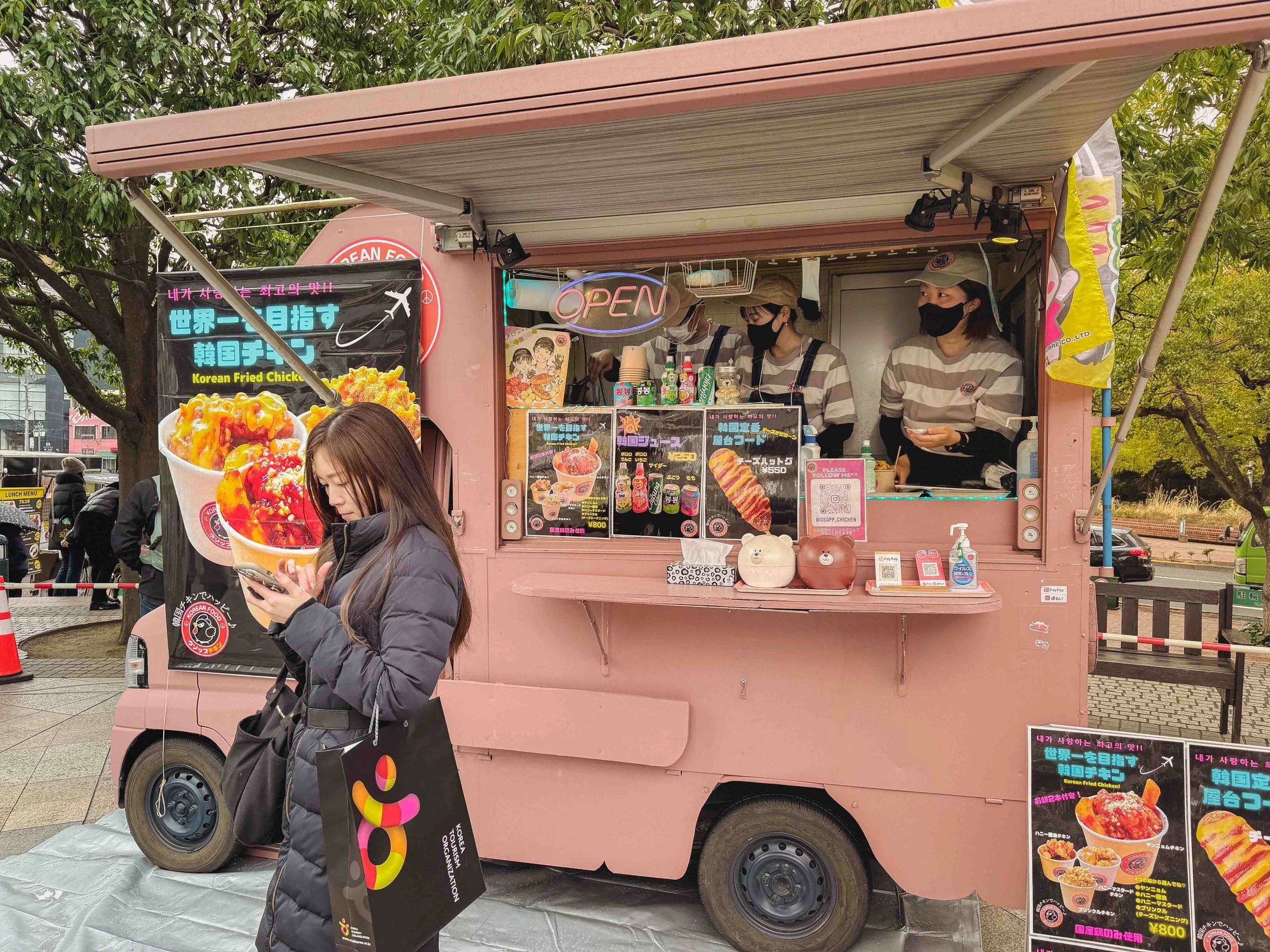 places_pix_foodtrucks1.jpg