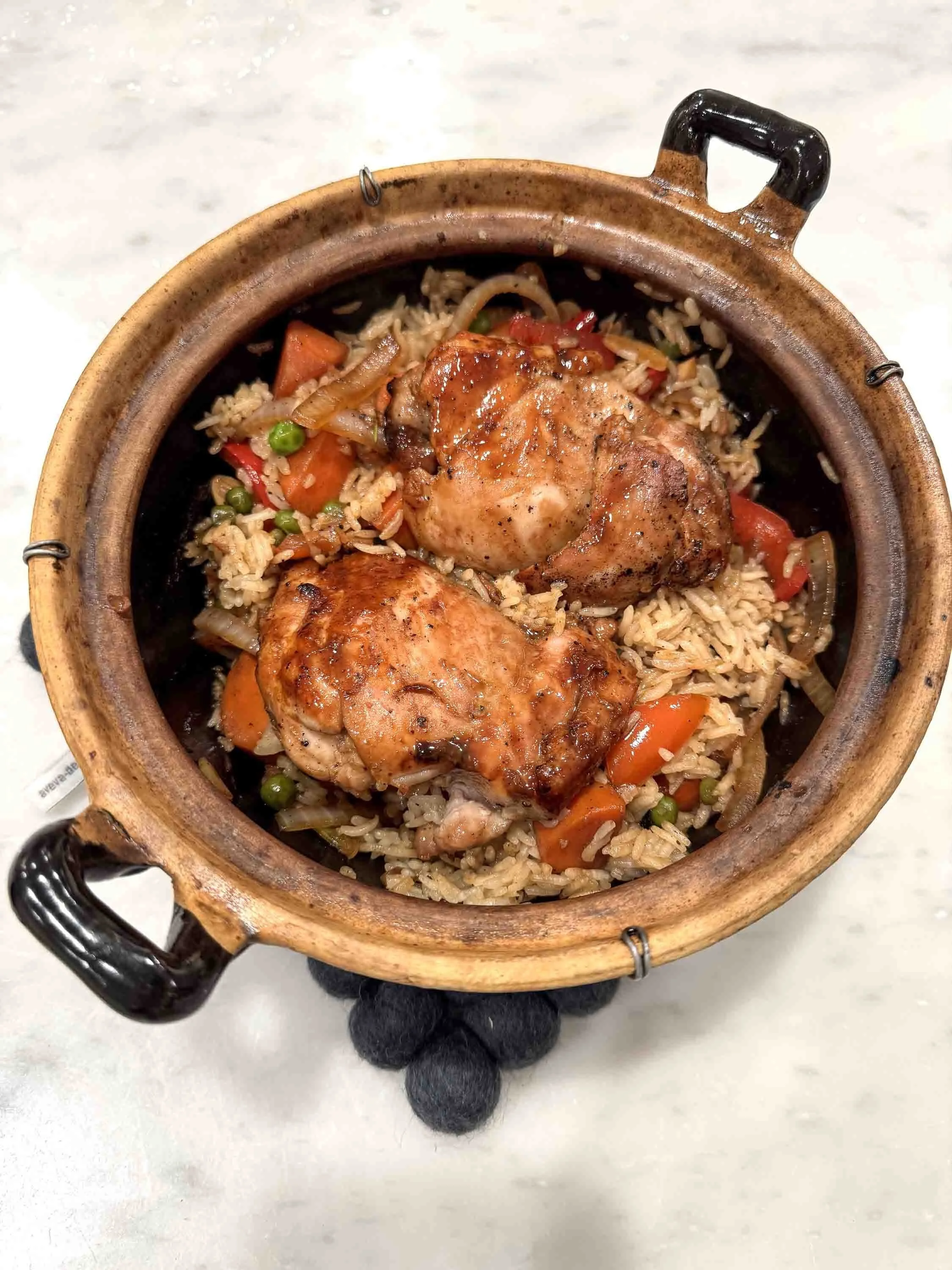 Clay Pot Chicken With Rice