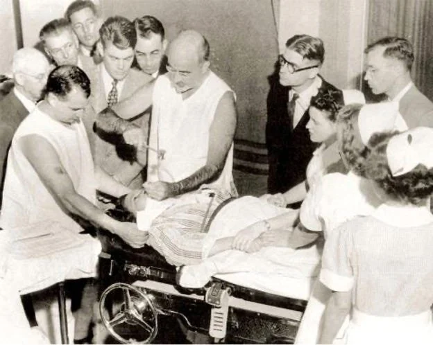 Figure 1 Walter Freeman Performing a Lobotomy Freeman’s public demonstrations of lobotomy blurred the lines between medical procedure and performance. Source: https://nihrecord.nih.gov/2019/11/01/when-faces-made-case-lobotomy