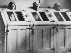 Figure 7 Bath of Surprise Hydrotherapy treatment alternating between extreme temperatures, often used as a form of behavioral control. Source: https://mn.gov/mnddc/parallels2/prologue/5-treatments/5-waterTreatment.html