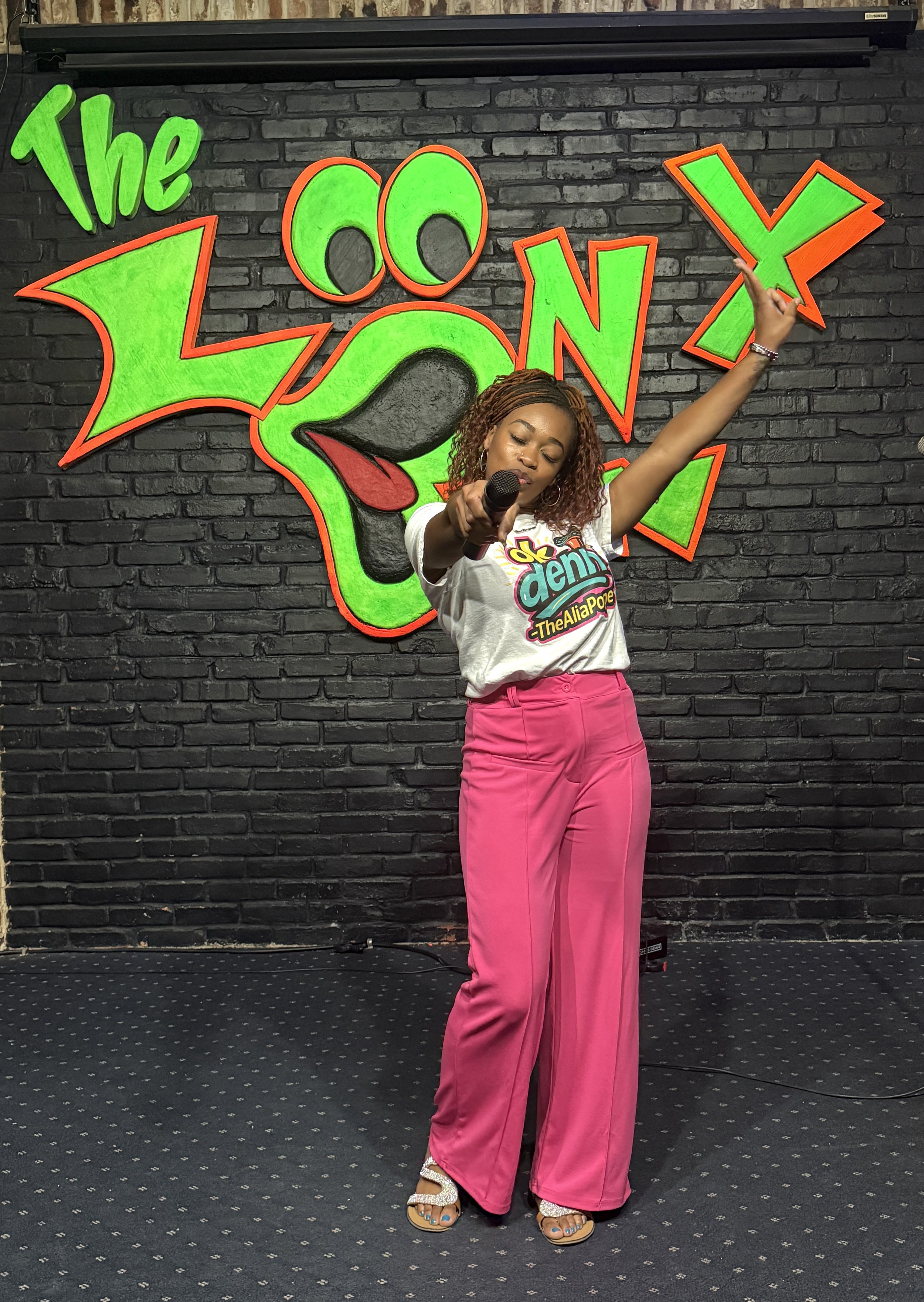 Official Okay Den Slogan T-Shirt