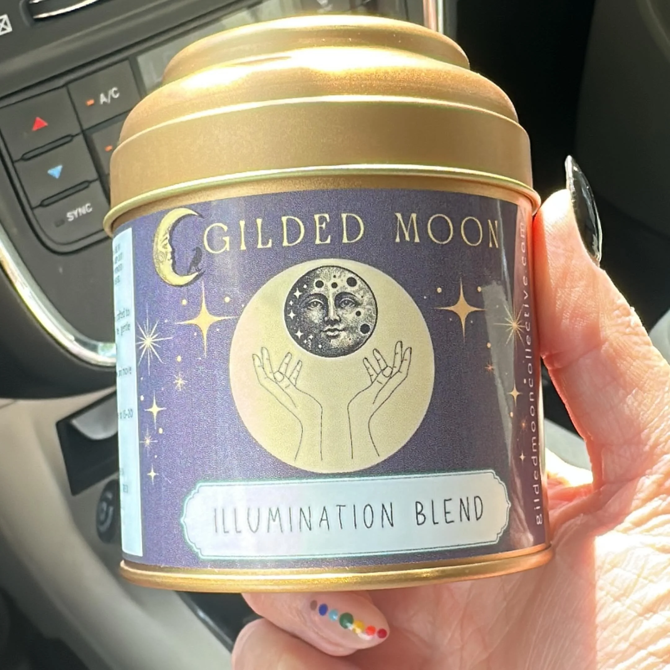 I have approximately 487 things I should be doing before the shop opens&hellip; so obviously I listened to the moon and made tea instead.

Inspired by tonight&rsquo;s full moon and witchy plans with friends, this new blend is the perfect addition to 