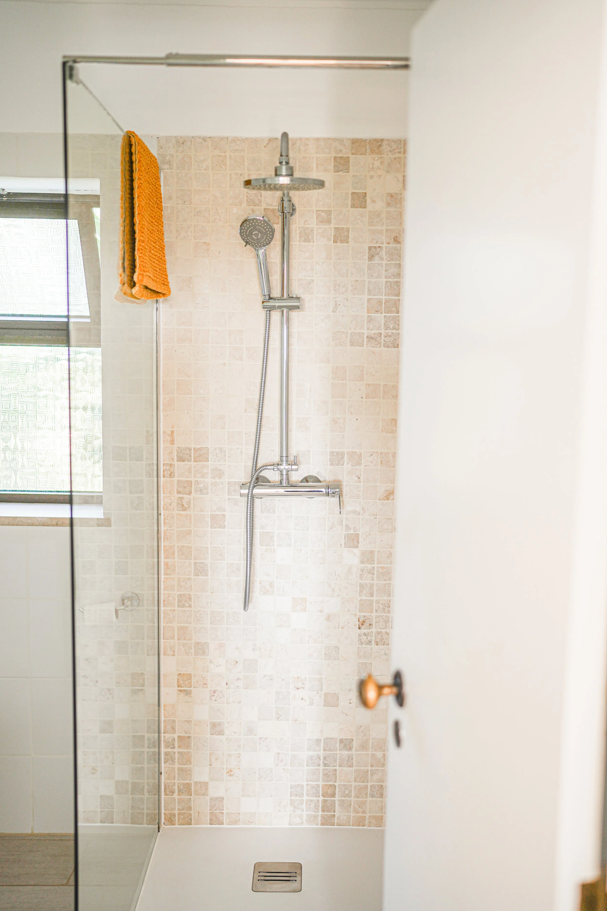 OceanView 3 bathroom(1).jpg (Copy)