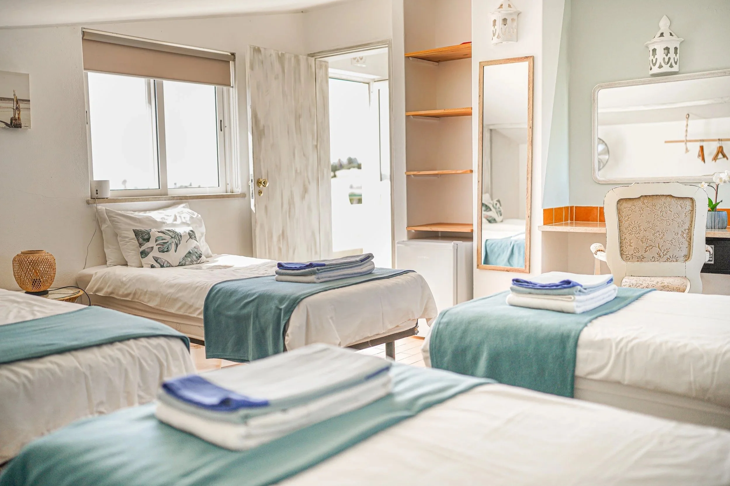 Penthouse+Shared+Room.jpg