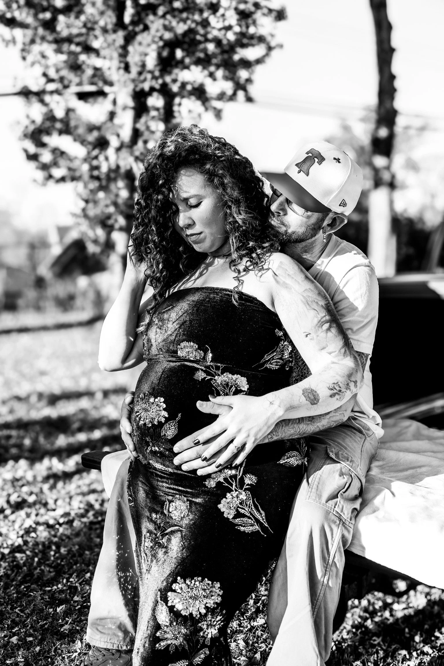 Maternity sessions that capture connection, strength, and the quiet moments before everything changes.