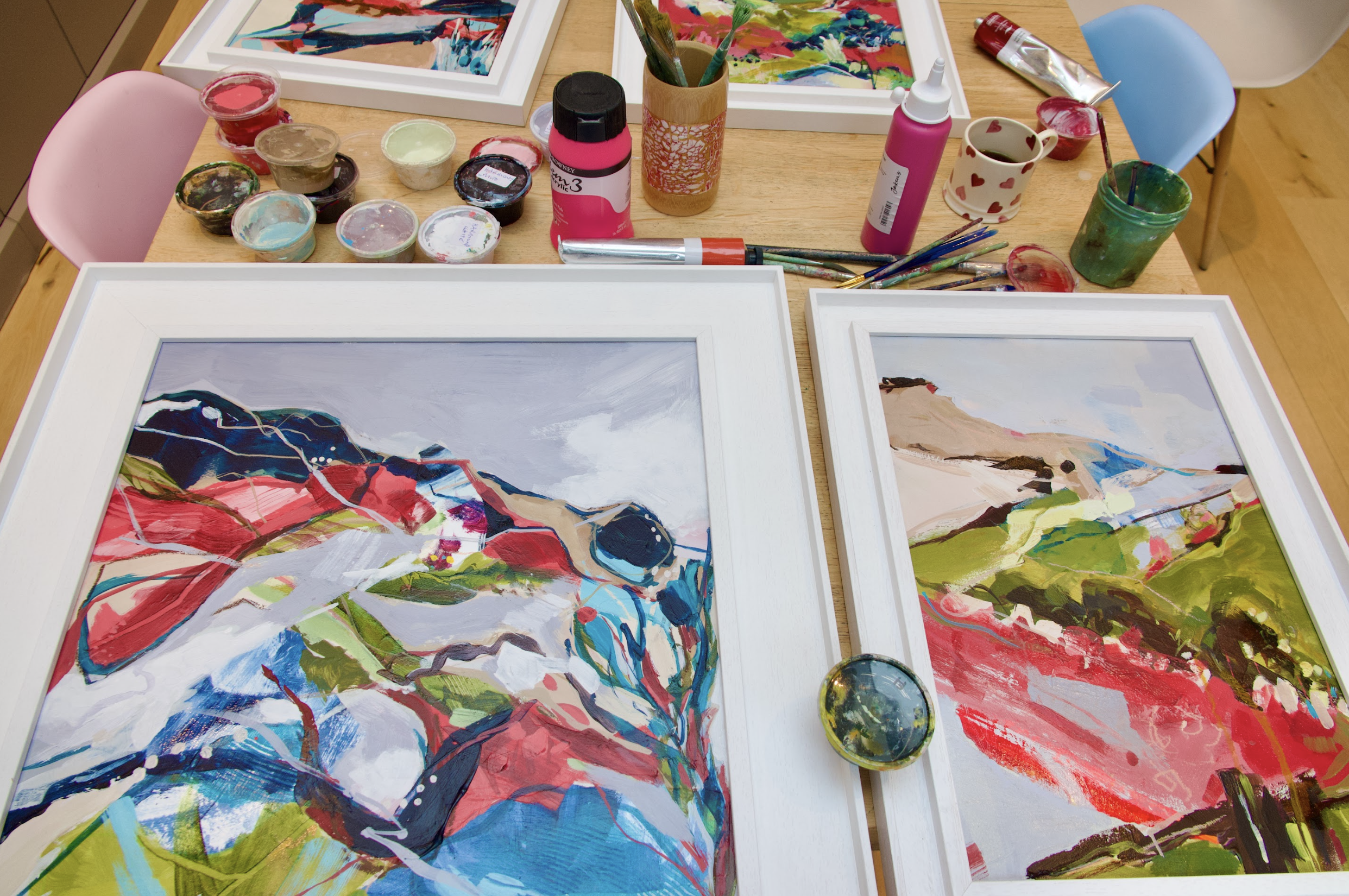 slideInLeft-scroll Annabel Hill artist studio