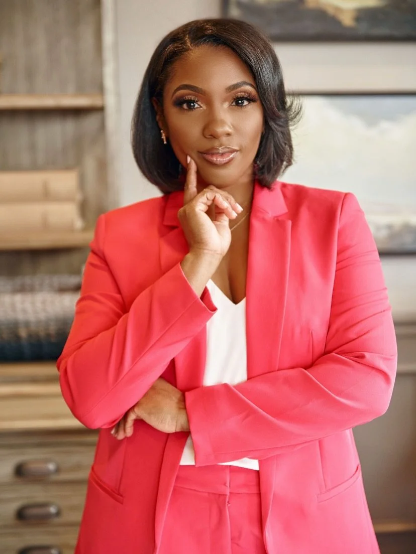Stepping into my next season of speaking. 🗣️
I&rsquo;ve been pouring deeply into lung cancer screening research, grant writing, publications, leadership, pulmonary/critical care education, medical education for trainees, women-in-medicine conversati