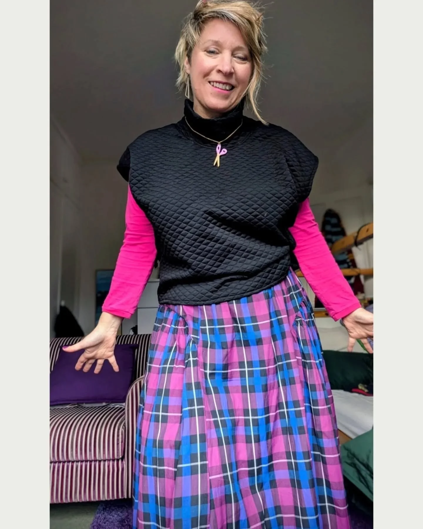 I am loving purples and pinks at the moment and this combination of the Henrietta skirt by spaghetti Western and a secondhand lilac coat that was originally from mucks and Spencer's just did it for me today and I just felt I need to share my outfit w