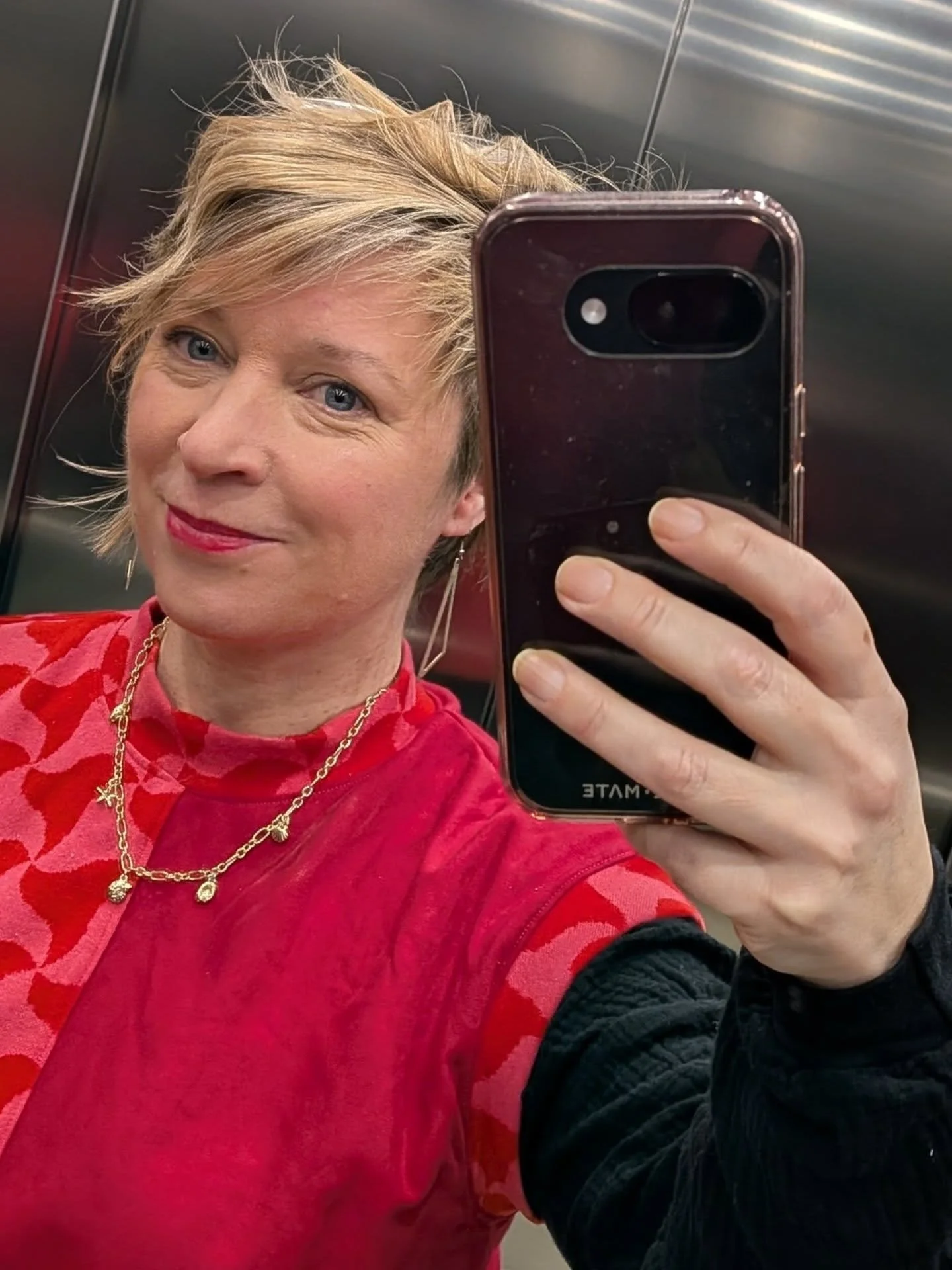 A few photos from the last week.
Hair is growing out and I'm getting used to the new transition haircut. Loving my Henrietta skirt and my red boots. 
Birthday meal.
Hope you are finding joy in the moments xx