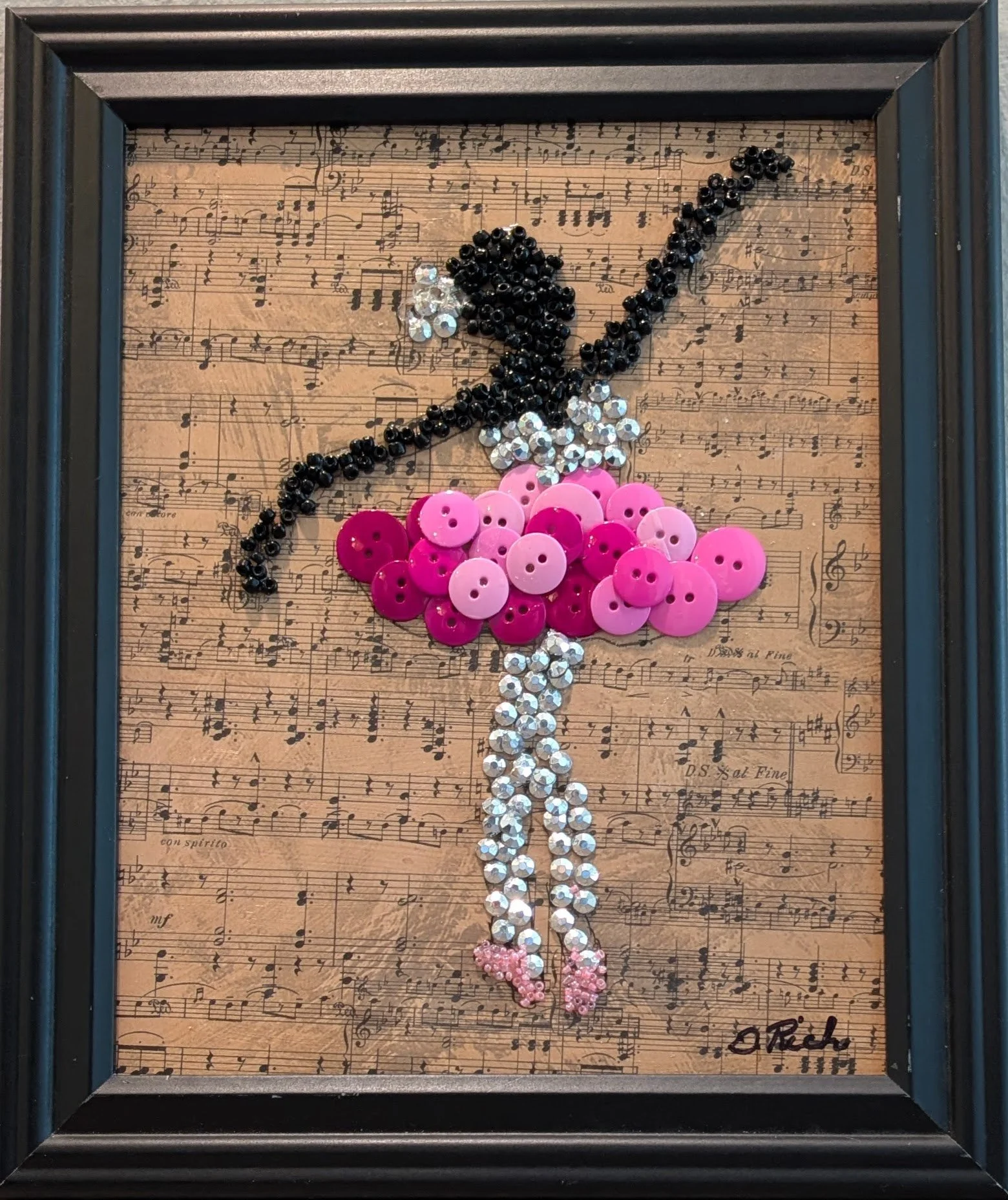 Button Art Ballet Dancer