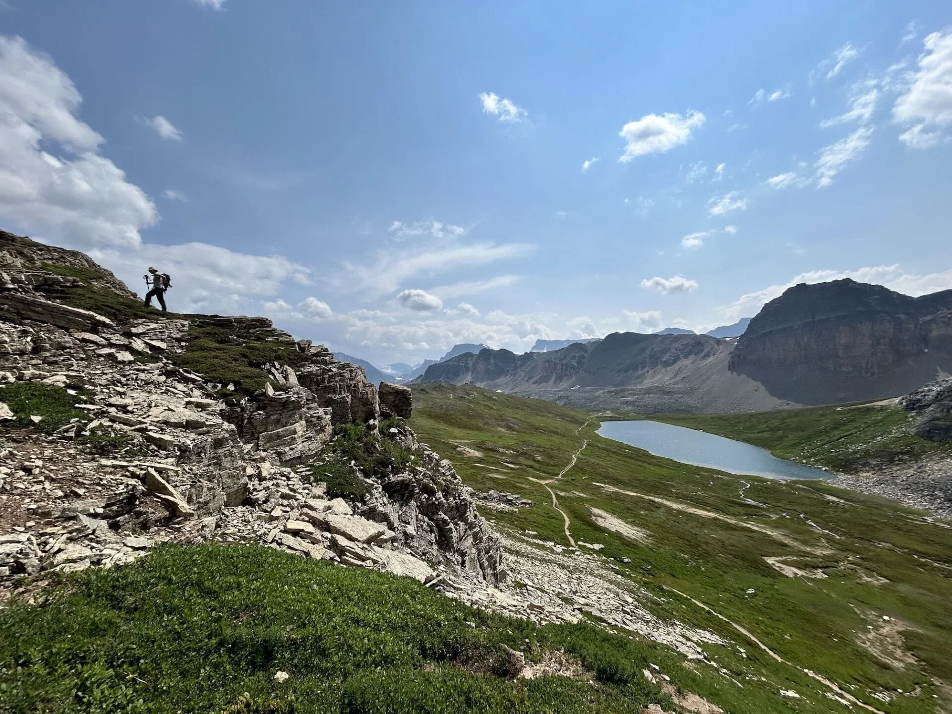 lake-rockies-hiker-1920x1440.webp