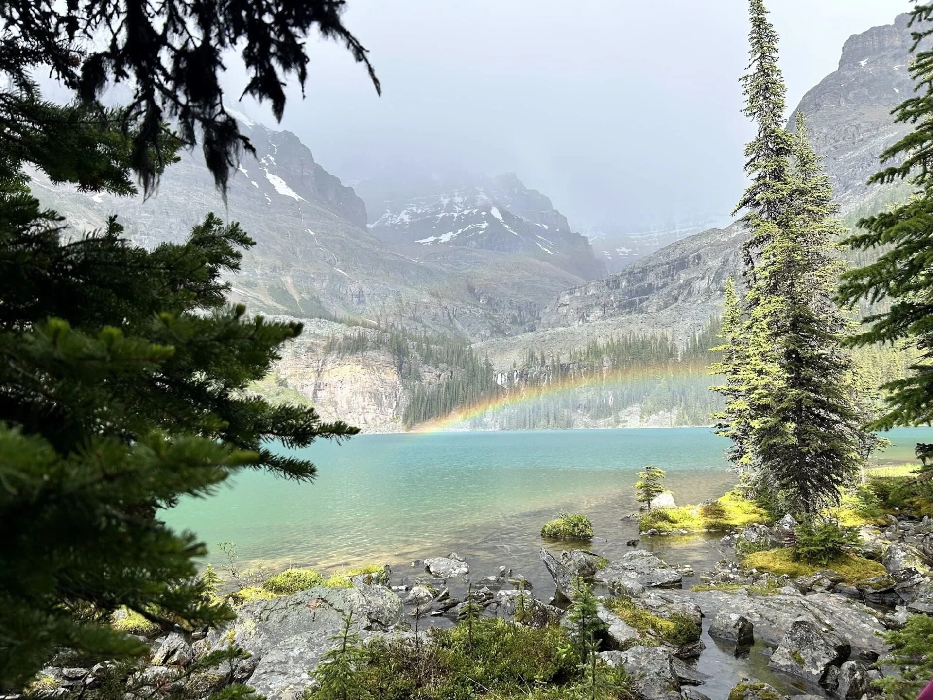 rainbow-foggy-lake-canada-1920x1440.jpg
