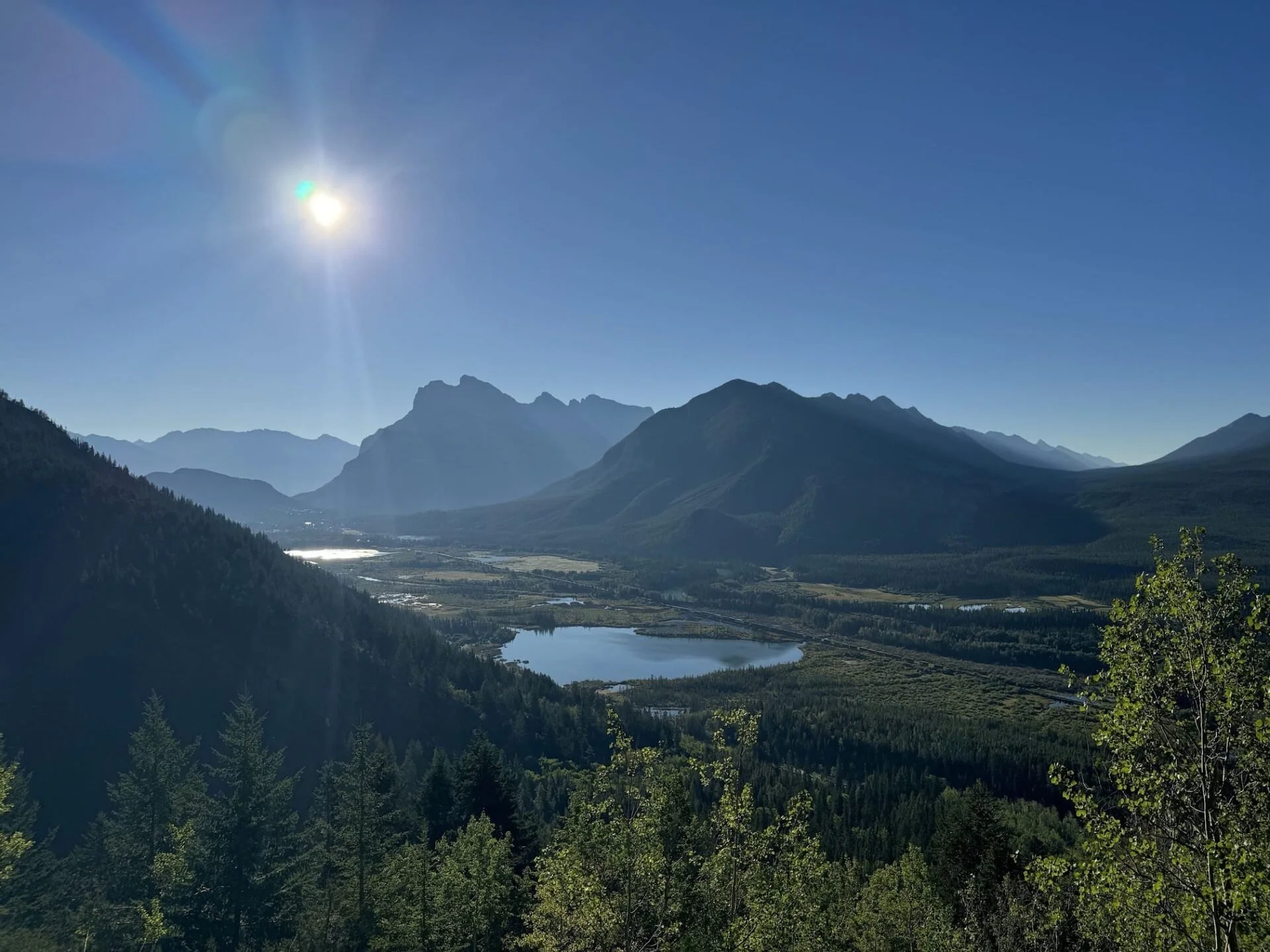lake-aerial-canadian-rockies-1920x1440.jpg
