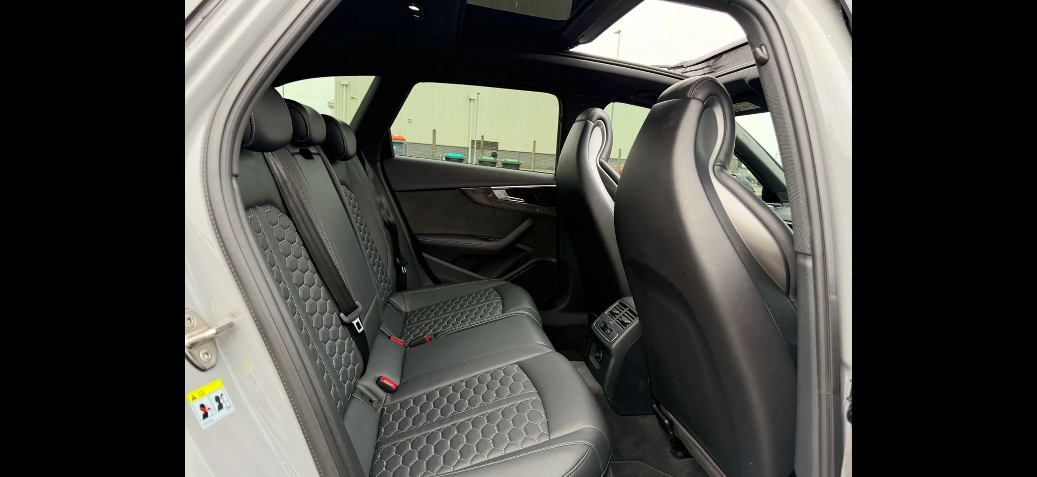 WhatsApp Image 2026-02-10 at 19.50.31 (1).jpeg