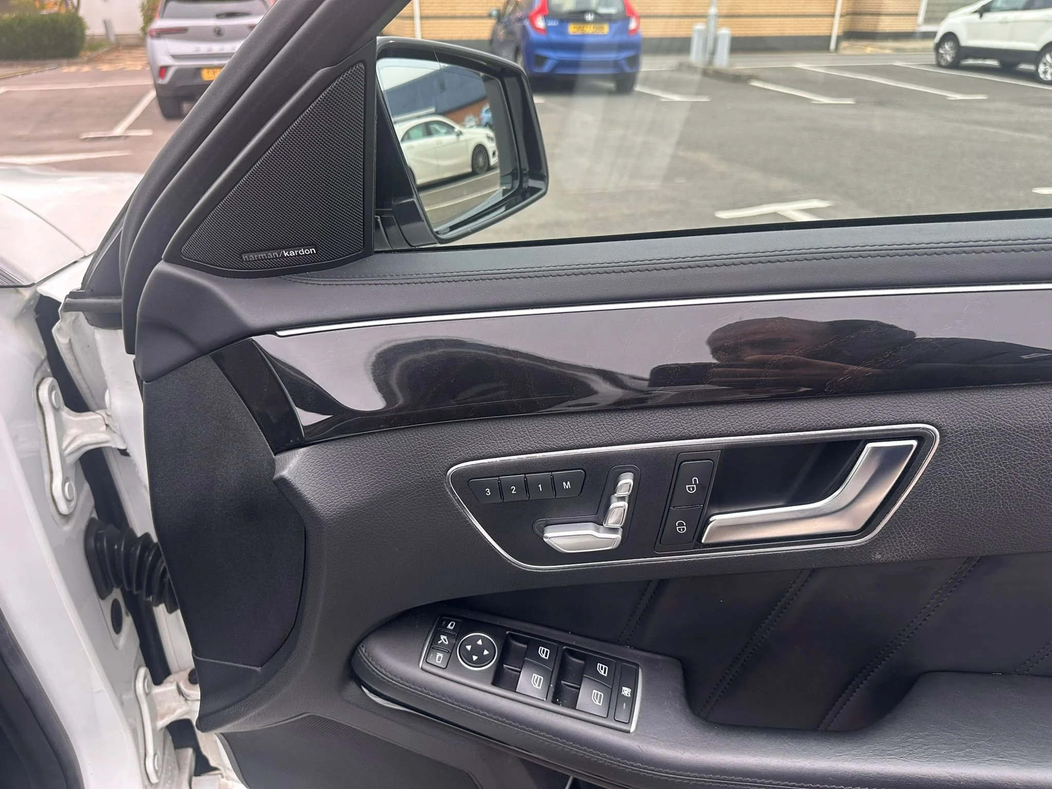 WhatsApp Image 2026-02-10 at 19.50.46 (1).jpeg