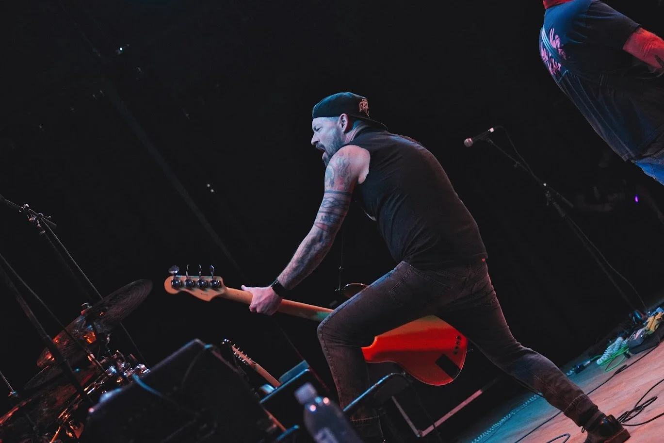 guitar tilt 2.jpg