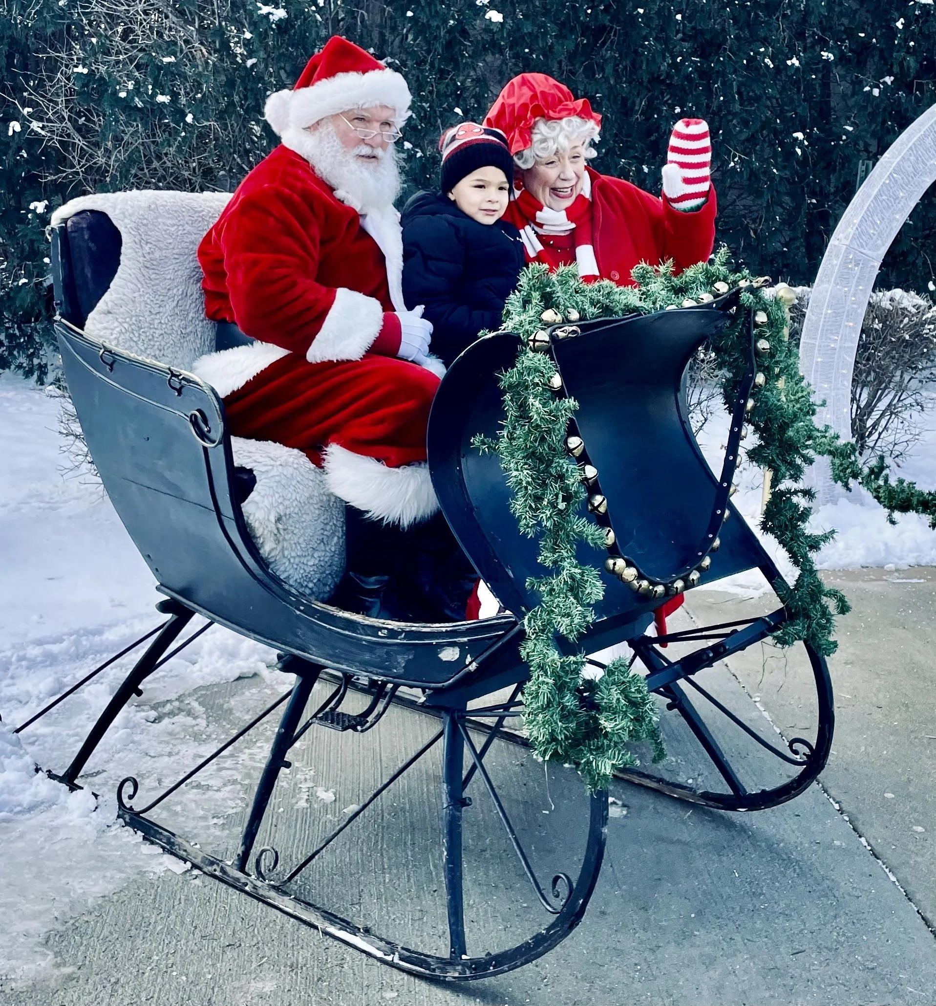 santa mrs. claus for hire los angeles chicago seattle.jpg