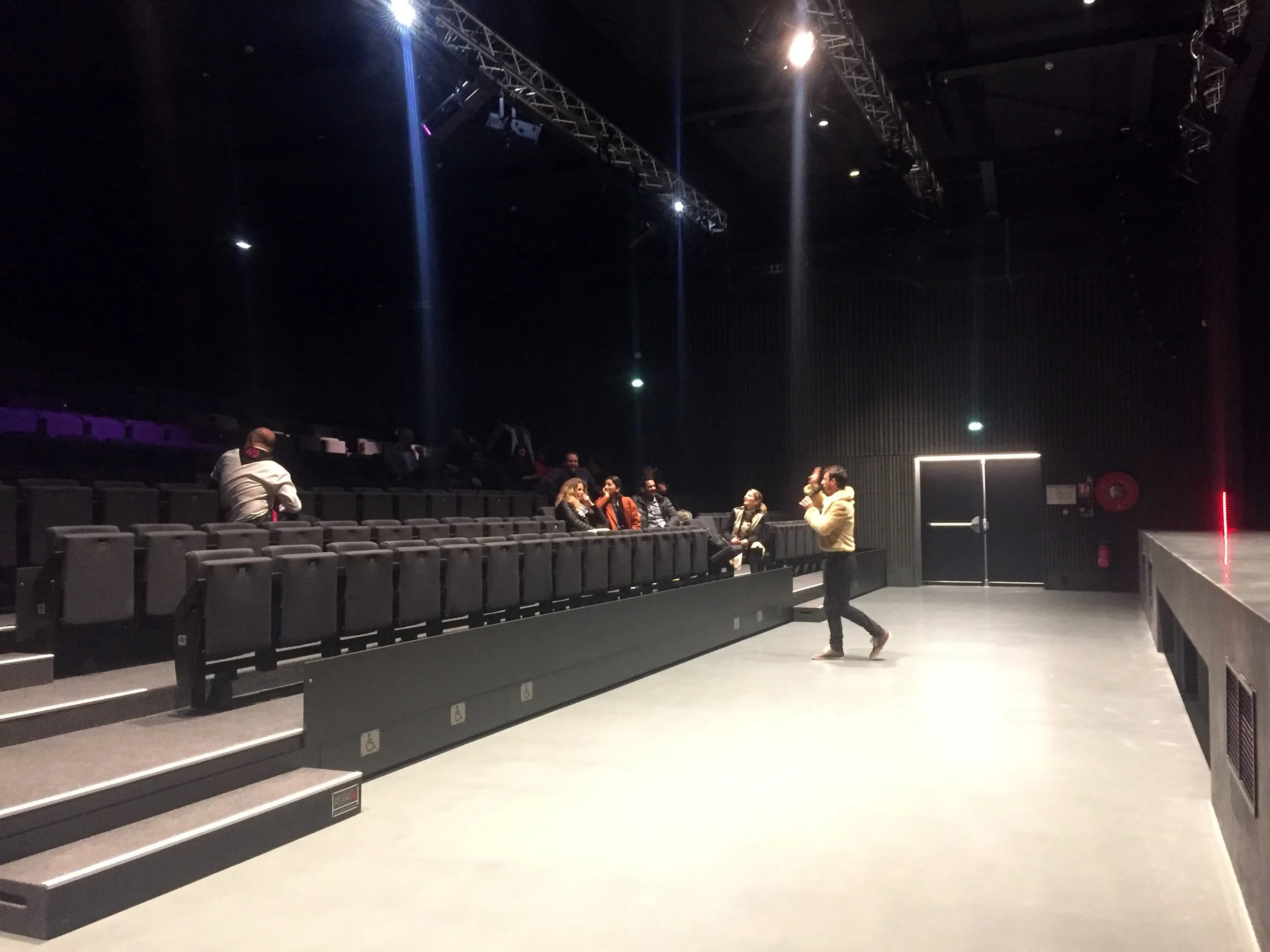 57-Cravey-Int-salle-2.jpg