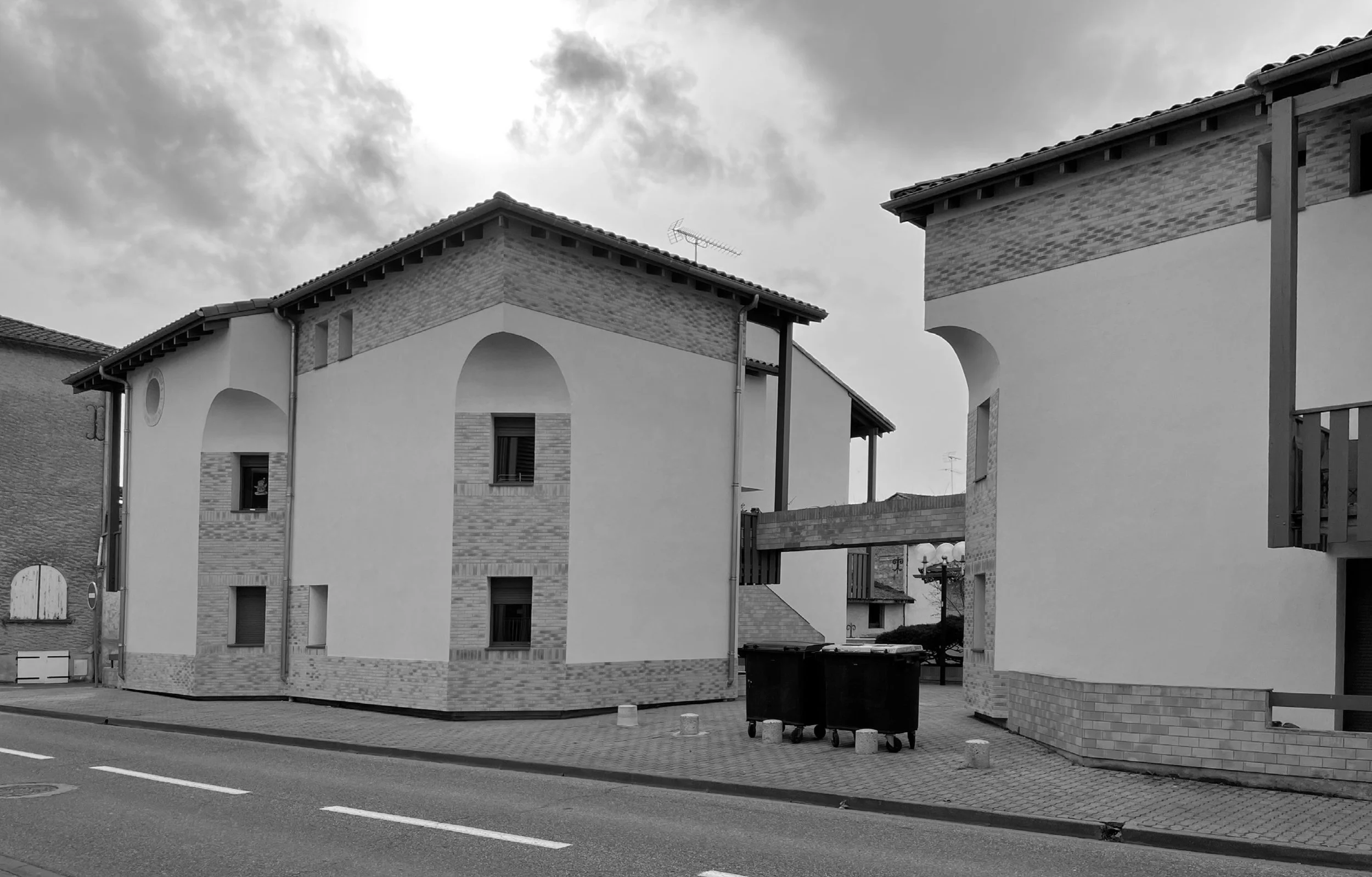 Résidence « Commandant Reilhac » - 16 logements - Site occupé