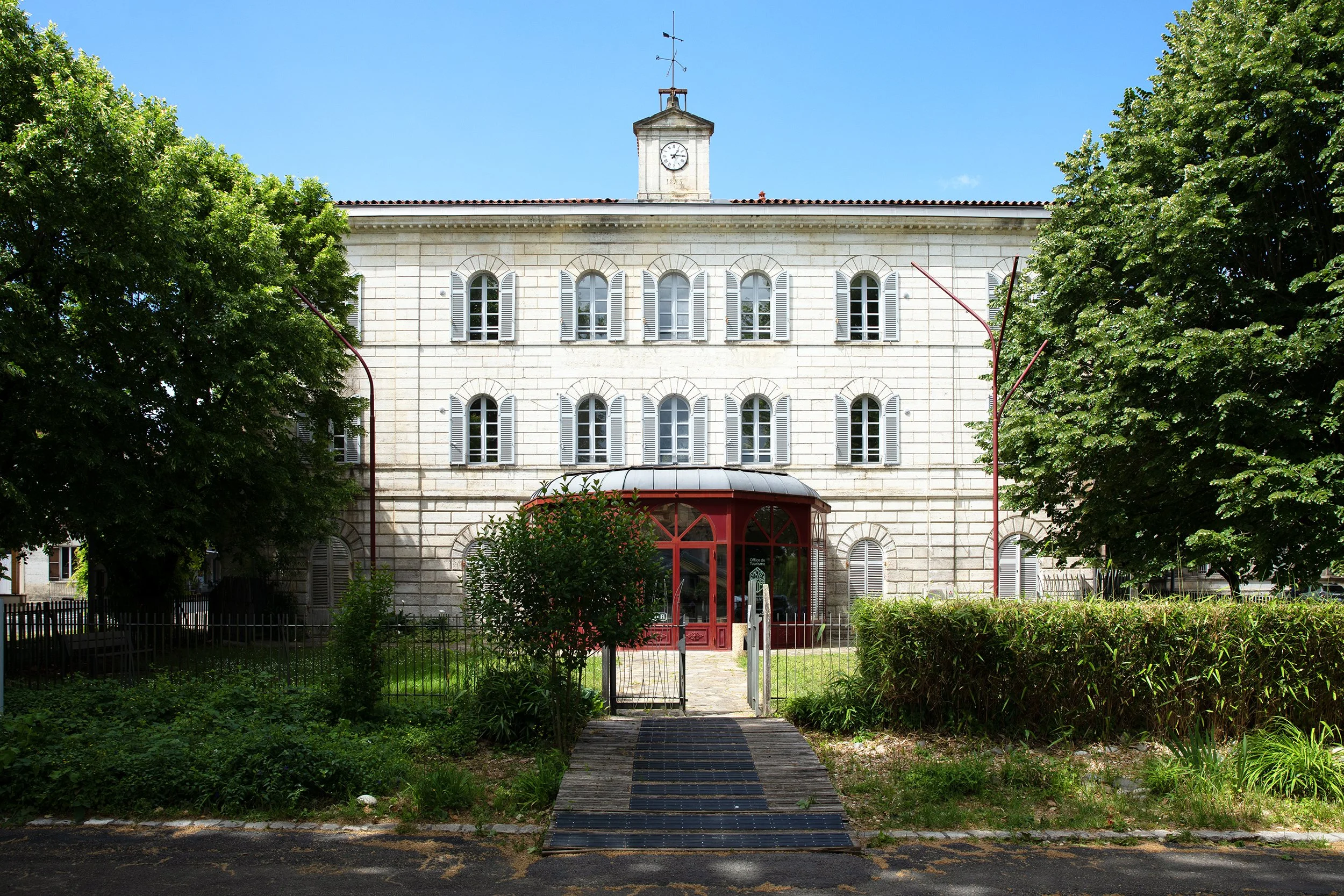 73-Riberac-EXT-01.jpg