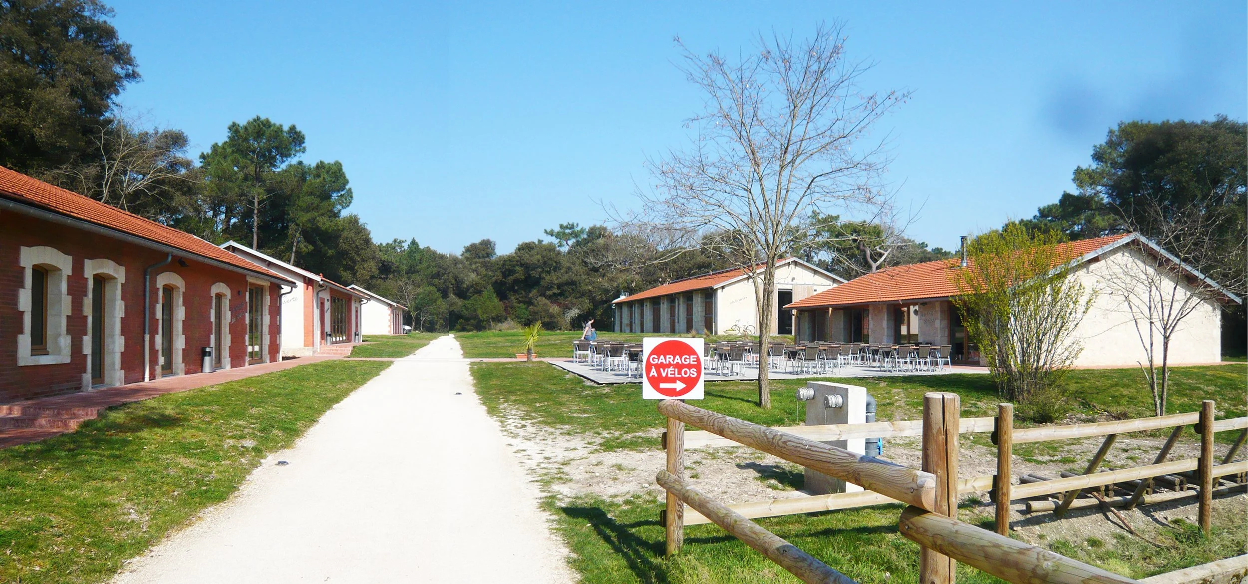 28-MaisondeGrave-Ext1.jpg