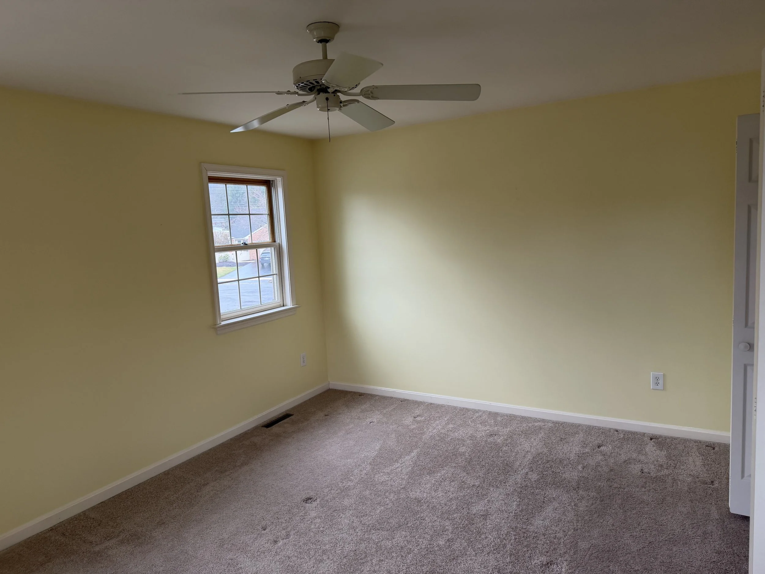 BEFORE: SECONDARY BEDROOM