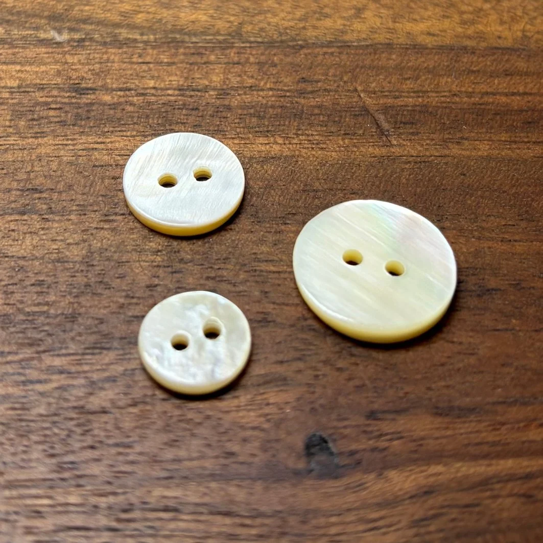 Heirloom Fiber Co. Natural Shell Buttons