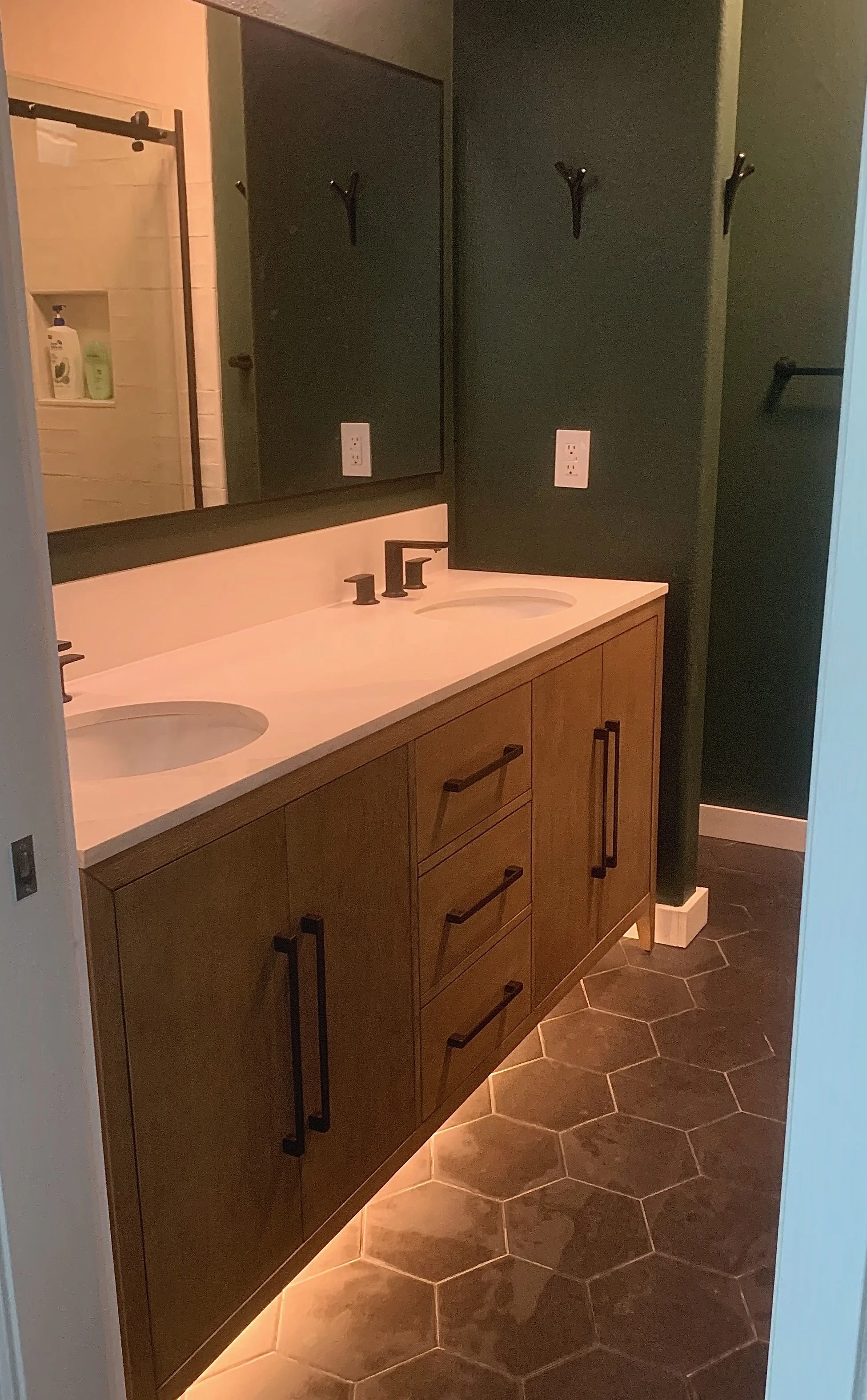 Will Vanity (1).jpeg