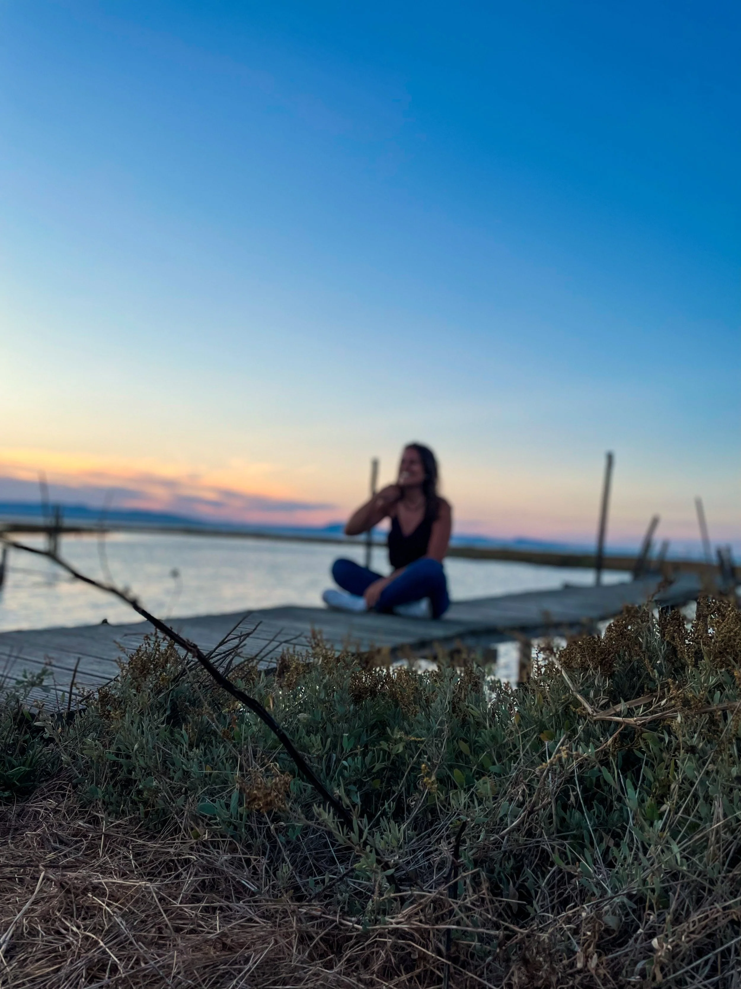 Eu sinto, tu sentes, nós sentimos.