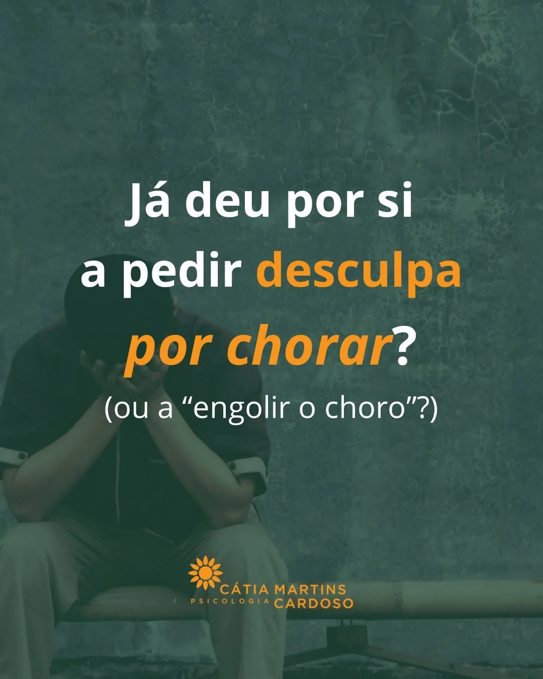 Muitas pessoas cresceram a ouvir frases como &ldquo;n&atilde;o chores&rdquo;, &ldquo;tens de ser forte&rdquo; ou &ldquo;isso n&atilde;o &eacute; motivo para chorar&rdquo;.

Com o tempo, aprenderam a esconder emo&ccedil;&otilde;es, a engolir o que se