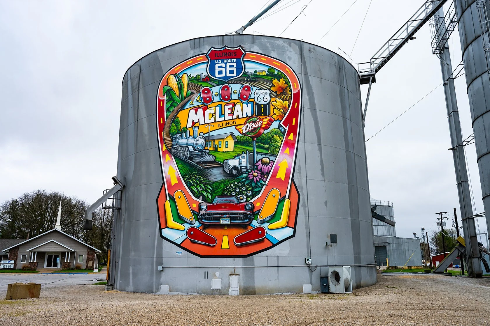 A Weekend of Exploring a Few More Small Towns: McLean, Seneca and Morris 🍃