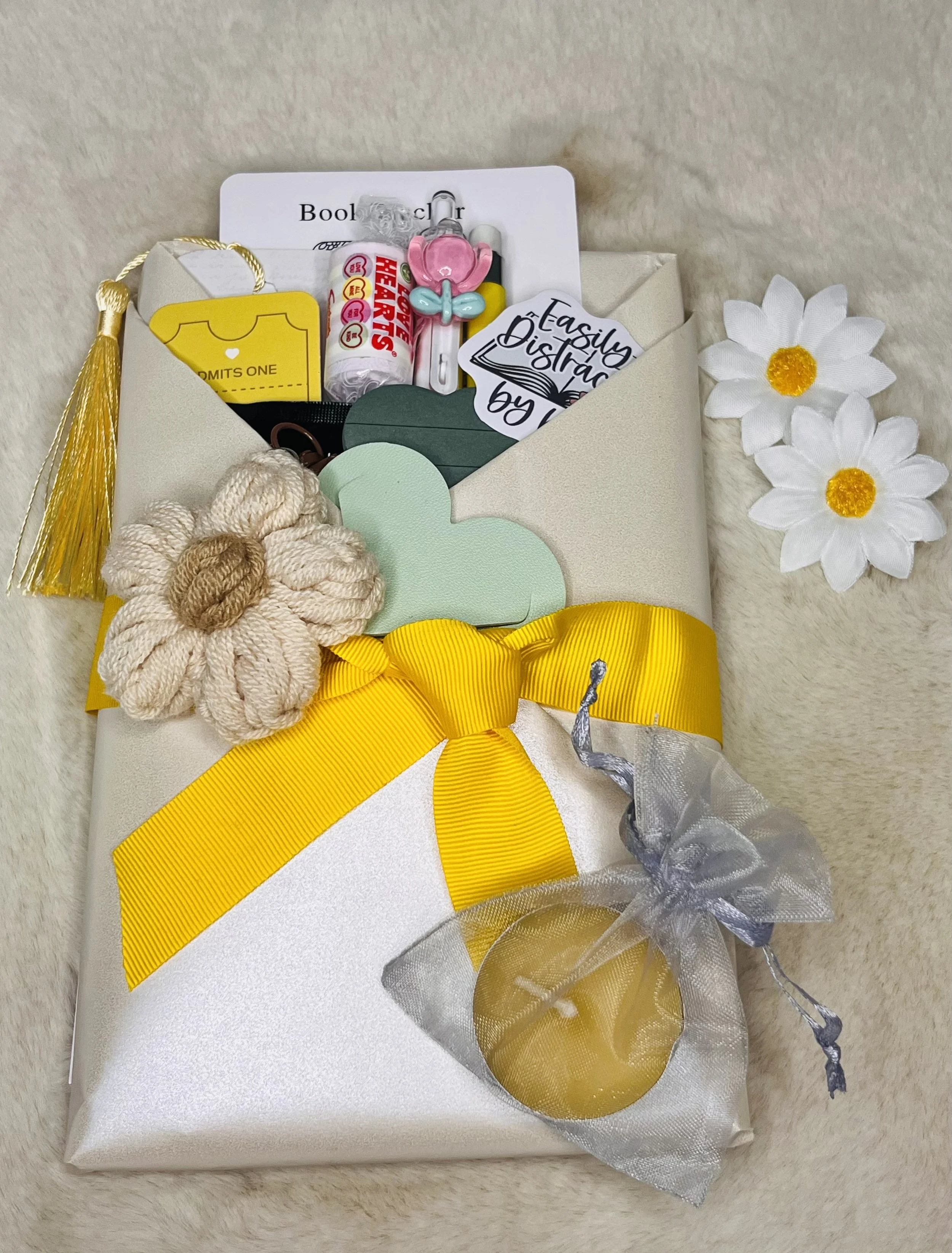 Spring & Stories: Light, bright and made for reading