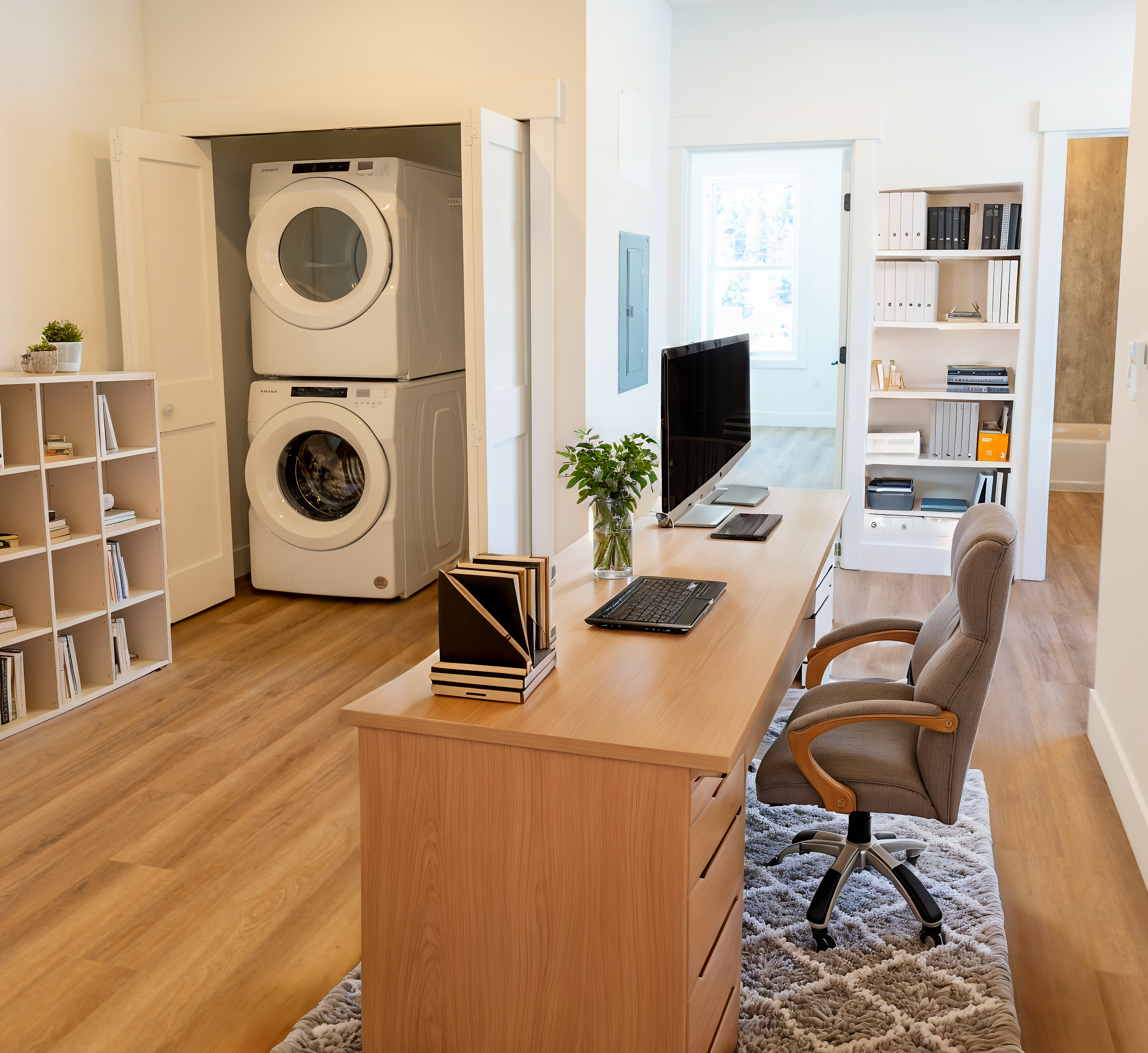 Shavano-loft-space - Home Office - Scandinavian - 14.jpg