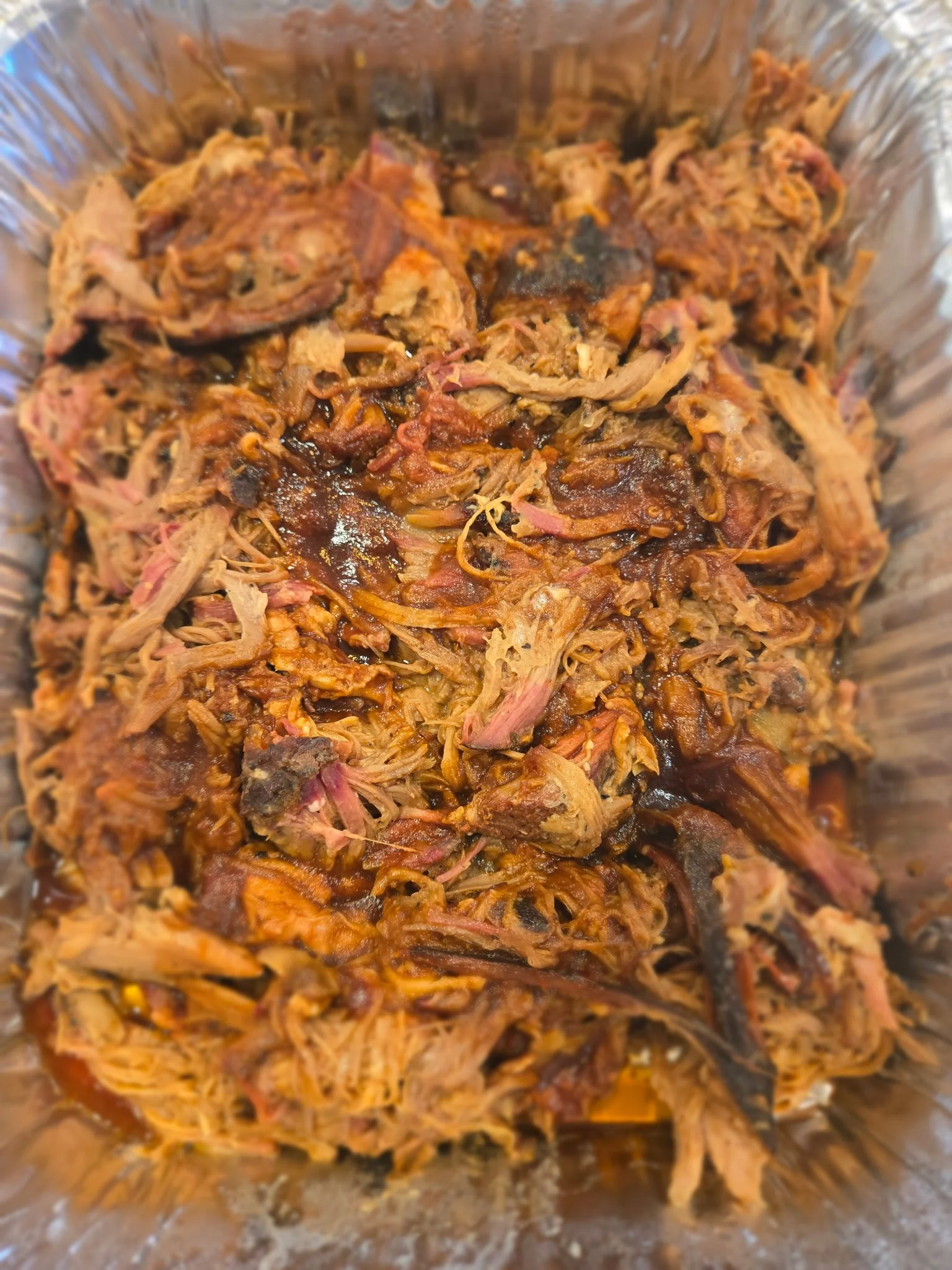 Oak & Hickory Smoked Sweet Heat Pulled Pork with Lynn's BBQ Sauce
