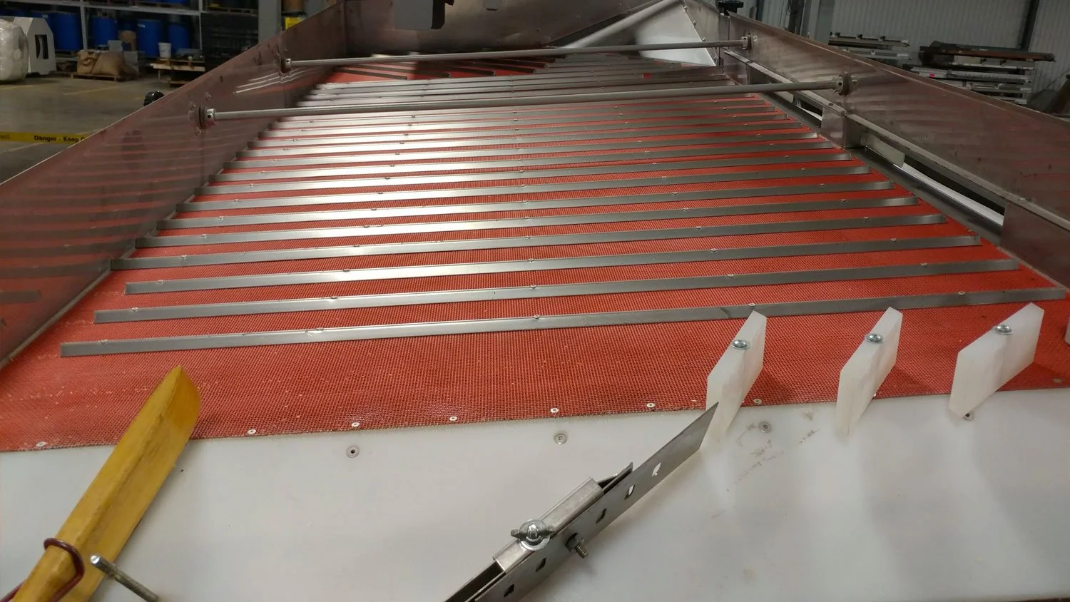Clean out your gravity table with this simple guide
