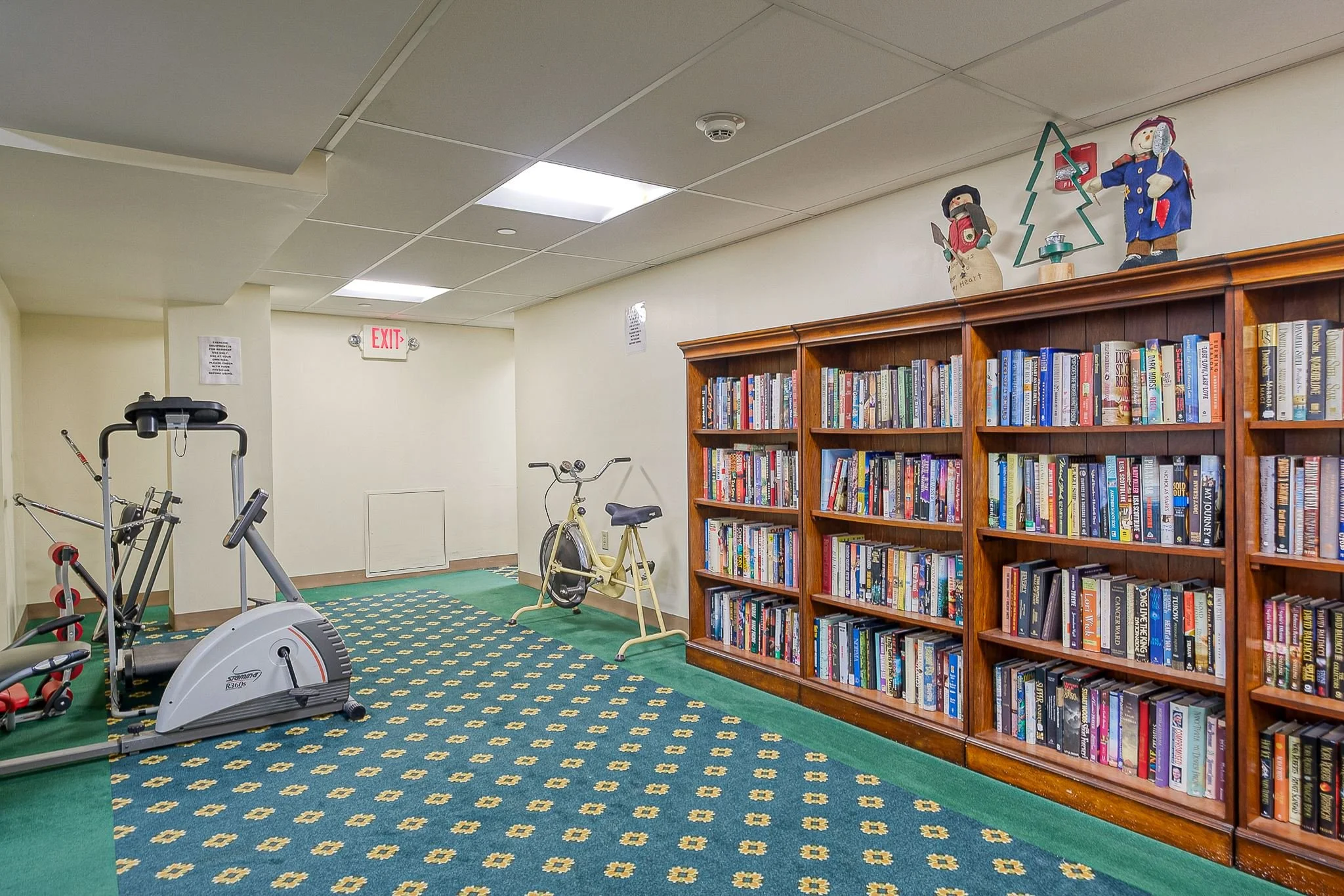 Historic Lafayette Apartments are conveniently located at 302 South Main Street in Butler, PA. It consists of 59 apartments (53 one-bedrooms, 1 two-bedroom, and 5 efficiencies) of affordable housing for limited income individuals, age 55 or older. Re