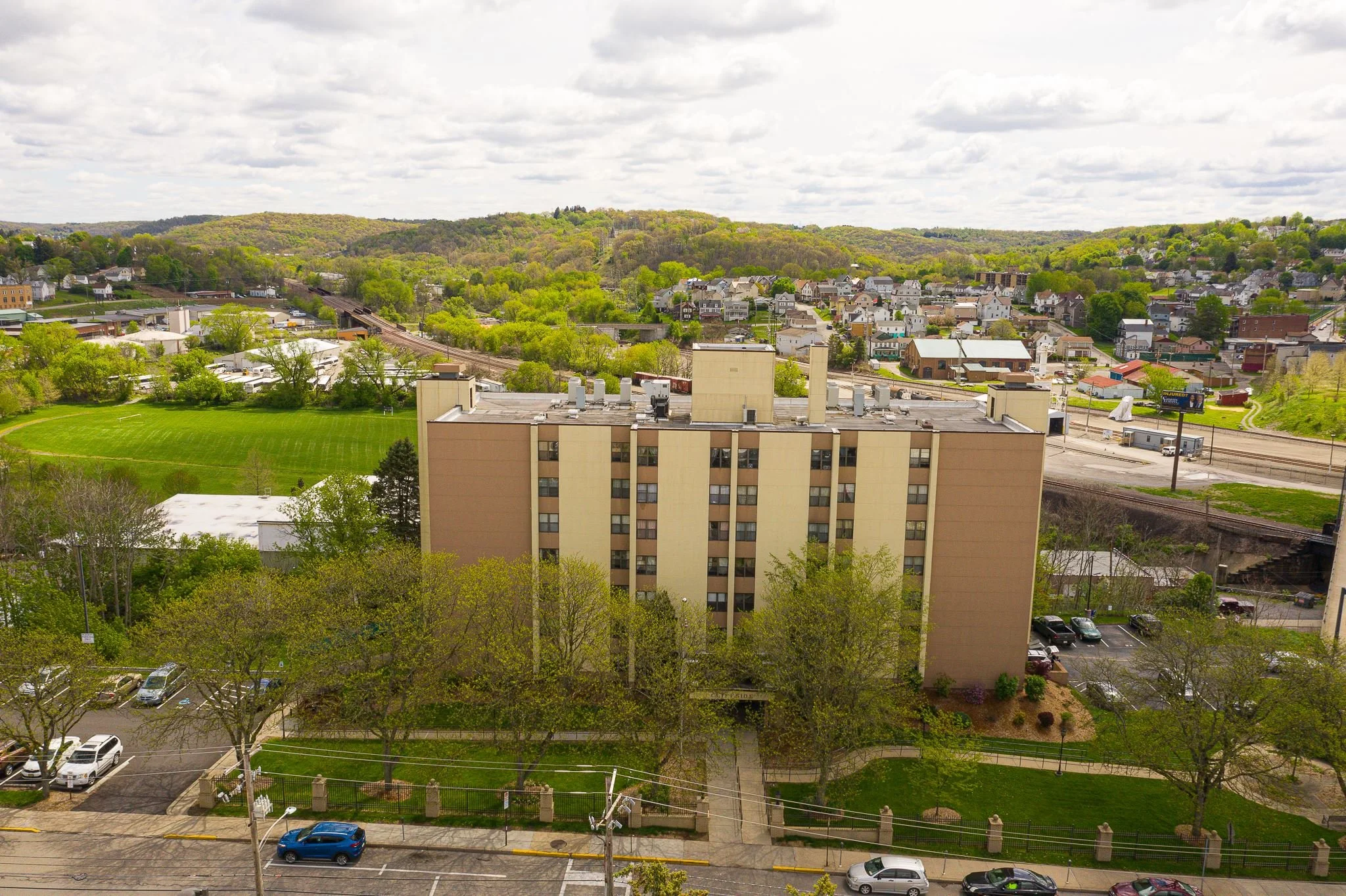 Cliffside Apartments are conveniently located at 325 South McKean Street in Butler, PA. It consists of 68 apartments (56 one-bedrooms and 12 efficiencies) of affordable housing for limited income individuals, age 50 or older. Rent is based on income,