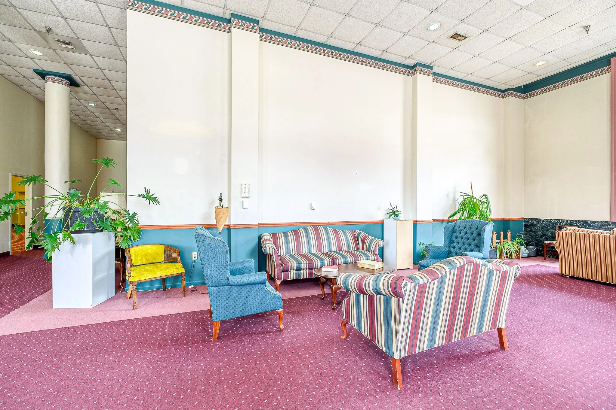 Historic Lafayette Apartments are conveniently located at 302 South Main Street in Butler, PA. It consists of 59 apartments (53 one-bedrooms, 1 two-bedroom, and 5 efficiencies) of affordable housing for limited income individuals, age 55 or older. Re