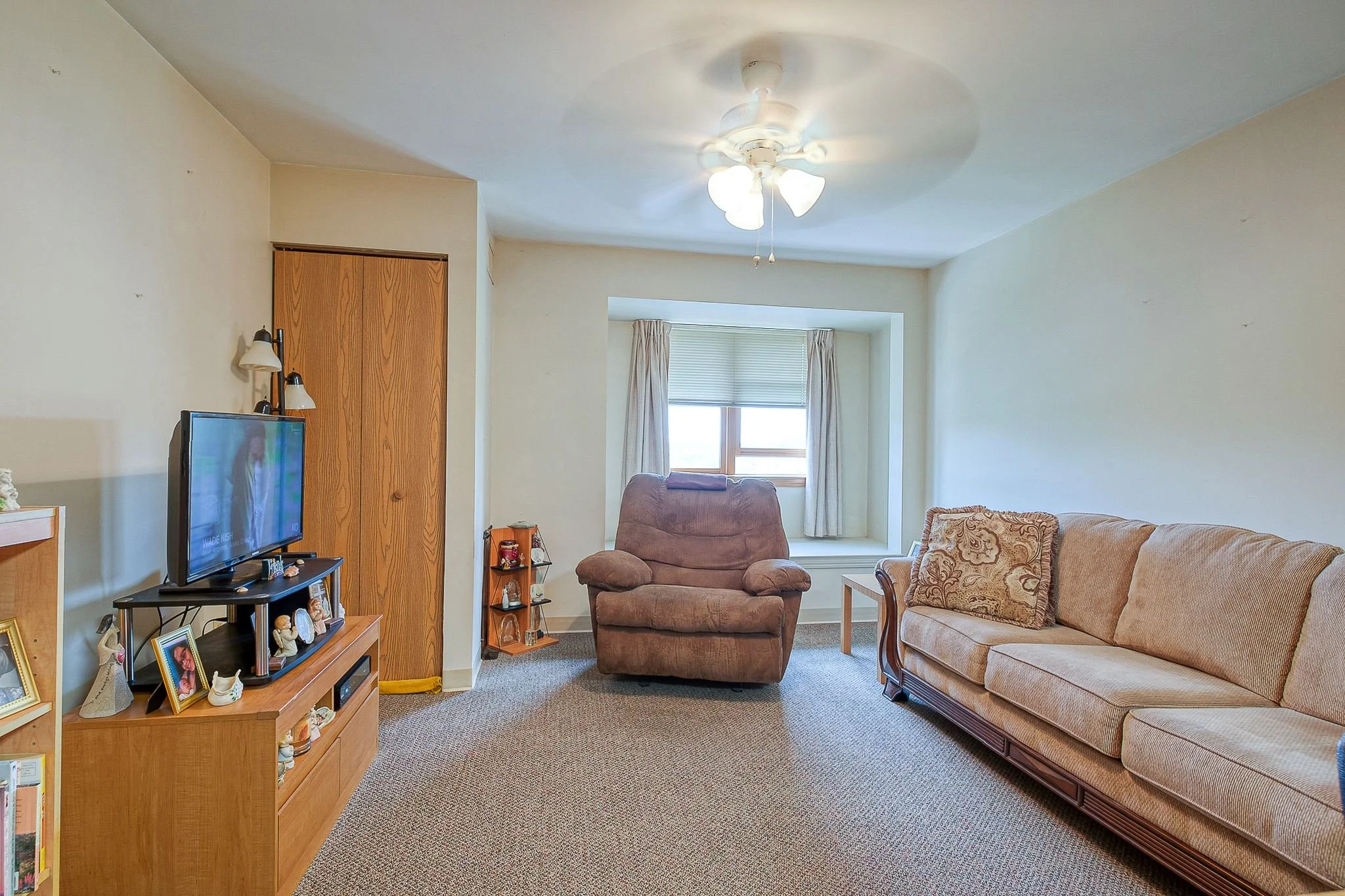 Chicora Commons Apartments are conveniently located at 118 Kittanning Street in Chicora, PA. It consists of 27 one-bedroom apartments of affordable housing for limited-income individuals, age 55 or older. Rent is based on income, electric not include