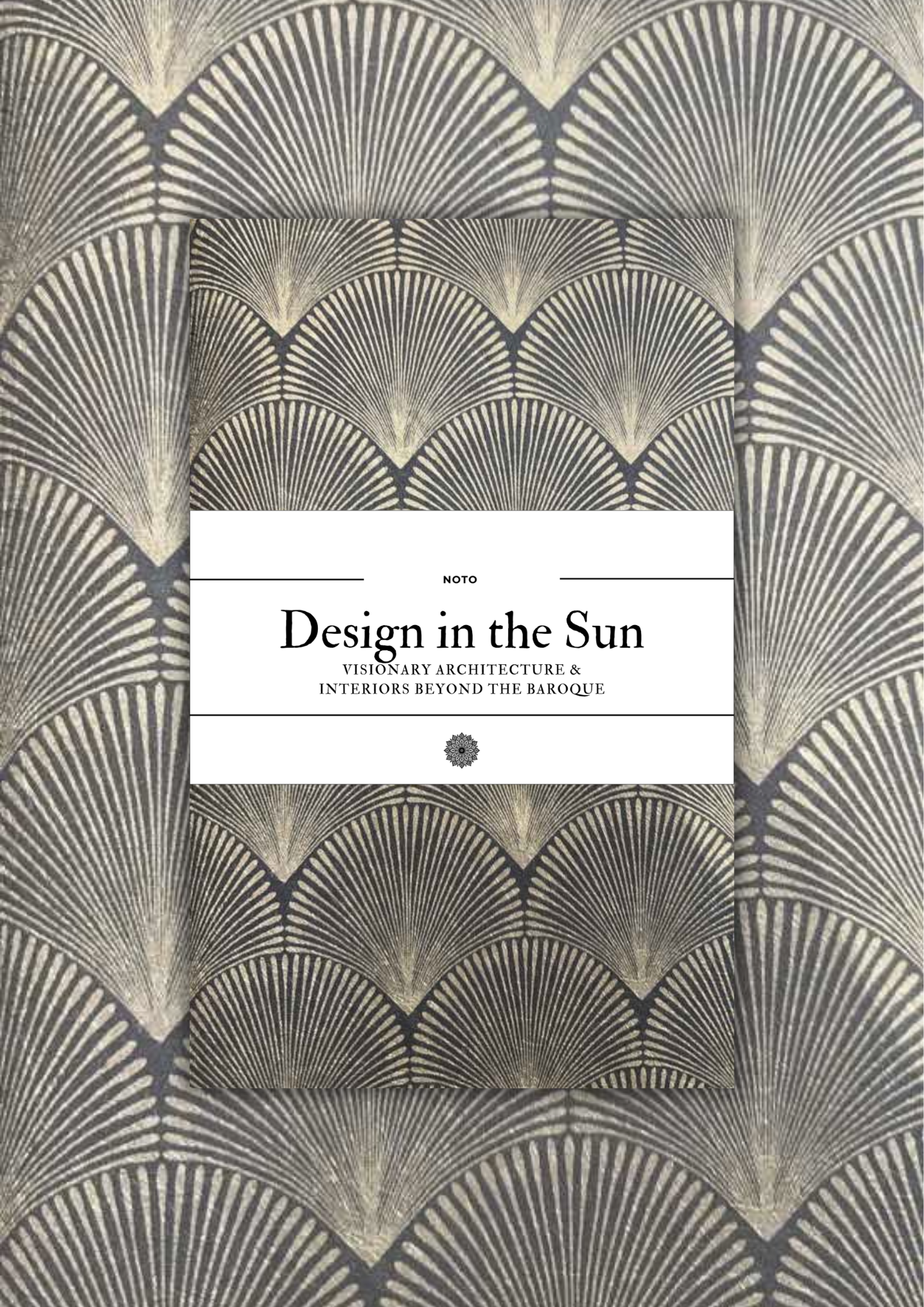Copertina di un libro intitolato "Design in the Sun" con sfondo decorativo con motivi a ventaglio.