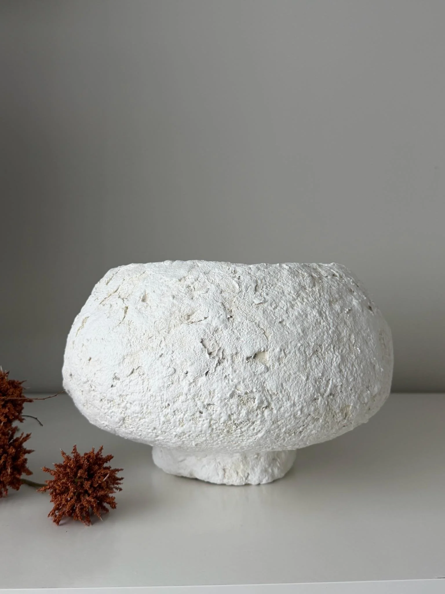 Footed Bowl N.27, handmade white paper clay bowl, on a low foot, detail. Papier Atelier London