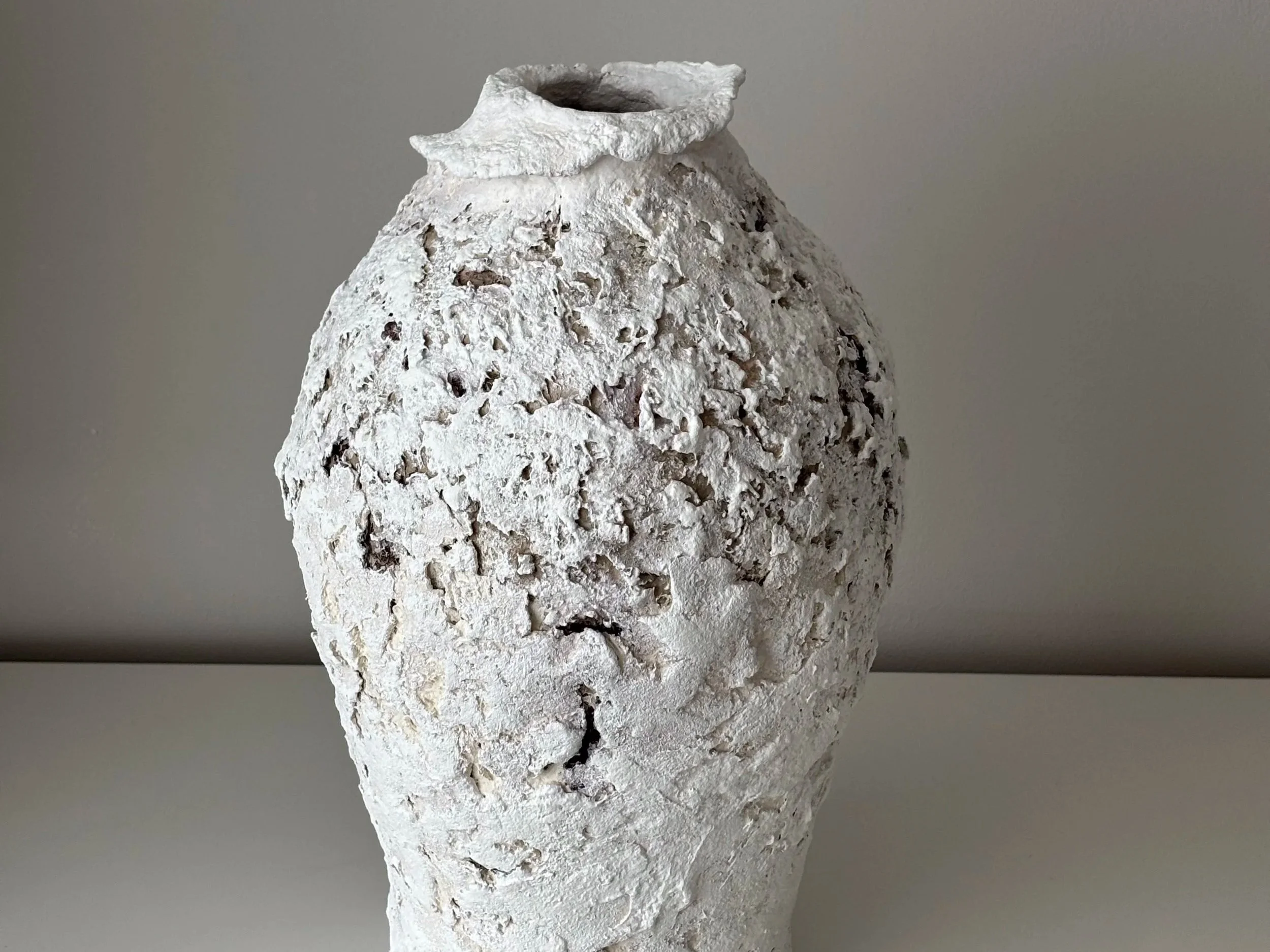 TEXTURED VESSEL N.22