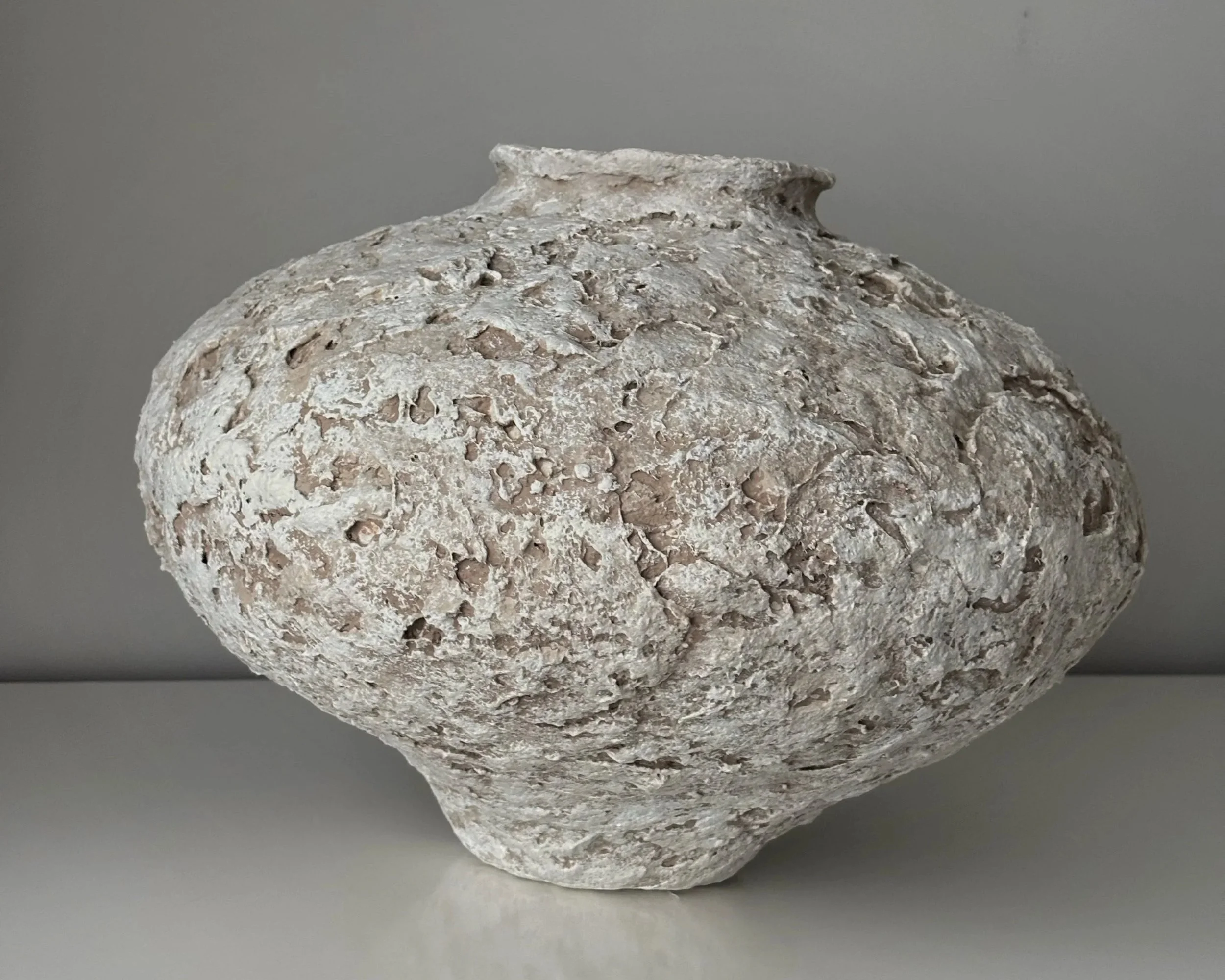 sculptural-vessel-n20-three-quarter-view_IMG_9636.jpg